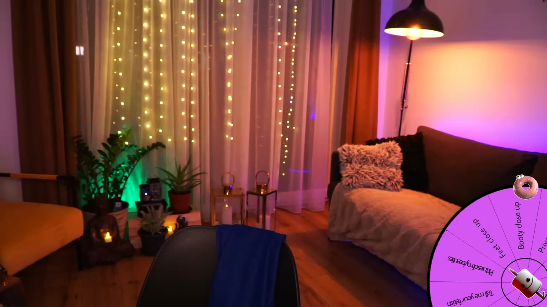 Gallery image thumbnail from Kend_dall's myfreecams stream on, 08/10/2023, 17:13 image 20 of 20