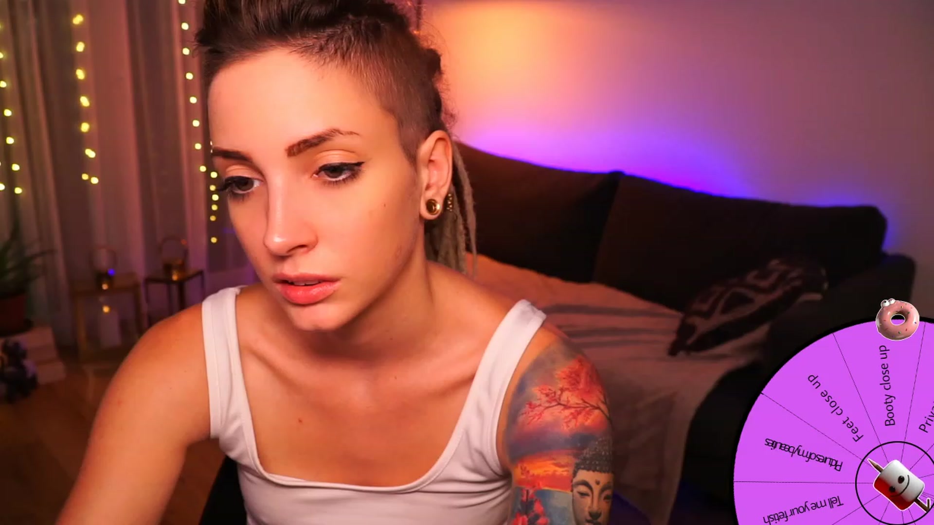 Gallery image thumbnail from Kend_dall's myfreecams stream on, 08/10/2023, 20:47 image 17 of 20