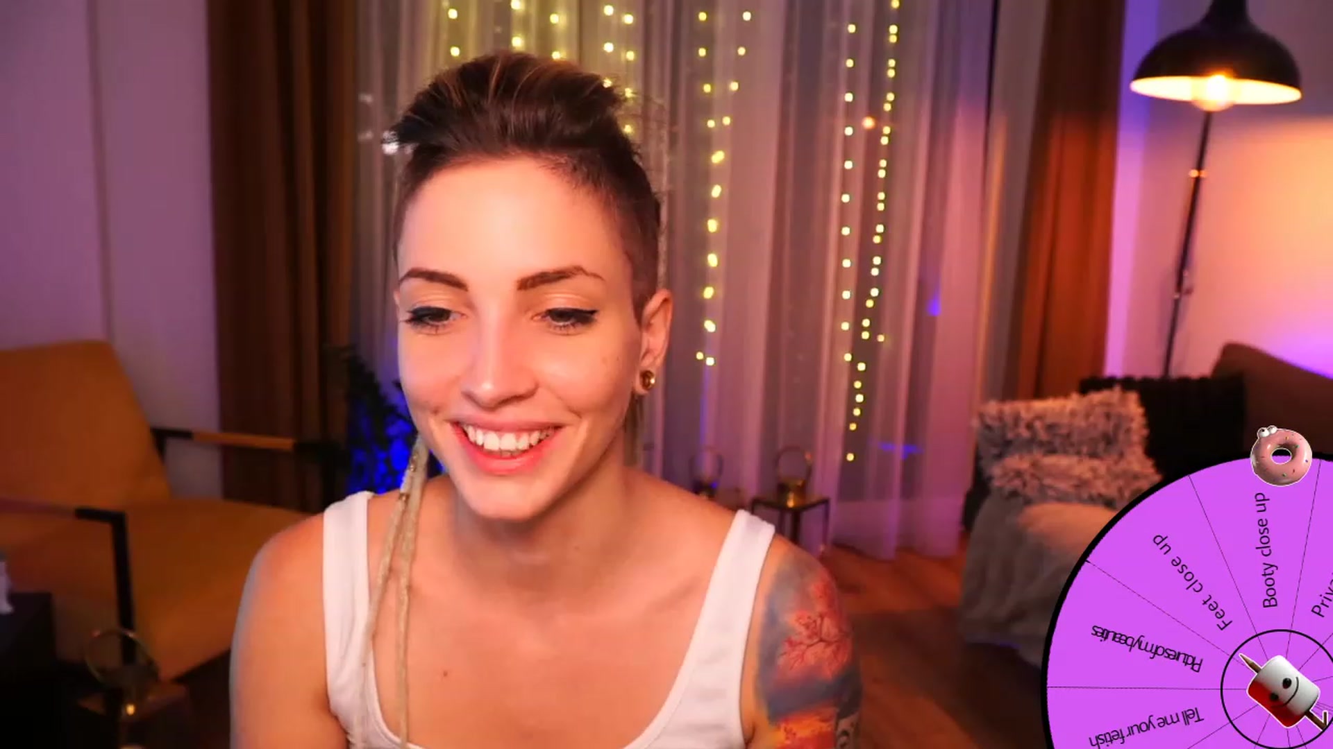 Gallery image thumbnail from Kend_dall's myfreecams stream on, 08/10/2023, 20:47 image 9 of 20