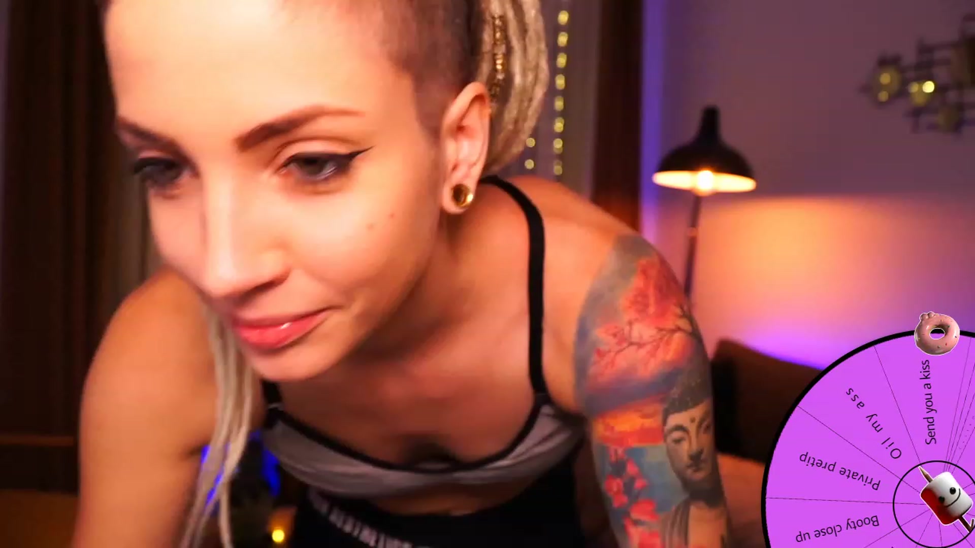 Gallery image thumbnail from Kend_dall's myfreecams stream on, 08/11/2023, 09:28 image 10 of 20