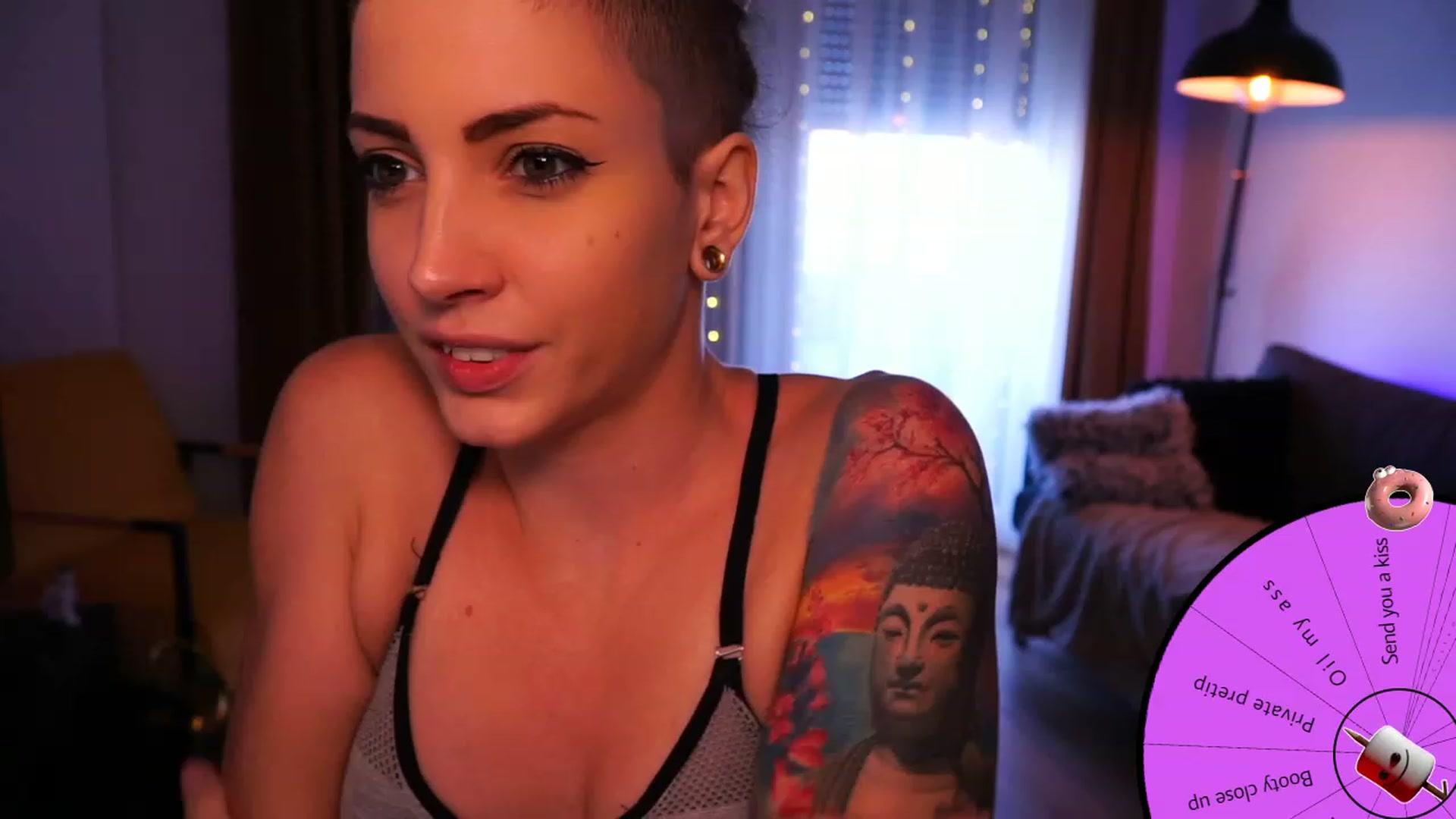 Gallery image thumbnail from Kend_dall's myfreecams stream on, 08/11/2023, 10:19 image 11 of 20