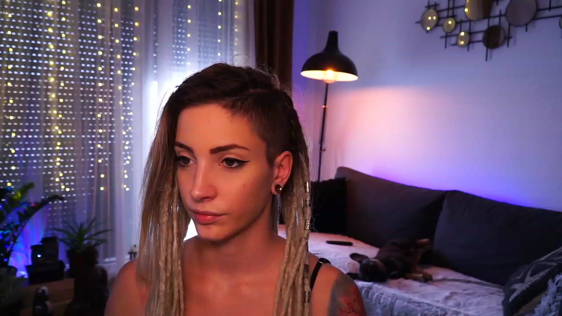 Gallery image thumbnail from Kend_dall's myfreecams stream on, 08/18/2023, 11:36 image 11 of 20
