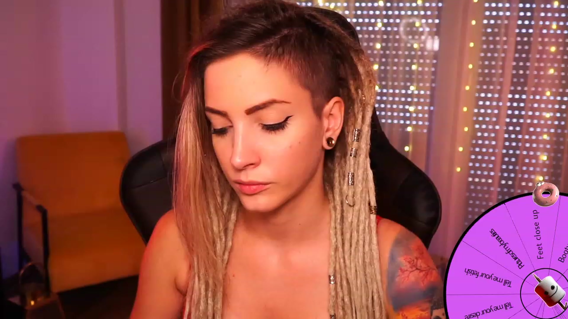 Gallery image thumbnail from Kend_dall's myfreecams stream on, 08/19/2023, 11:06 image 20 of 20
