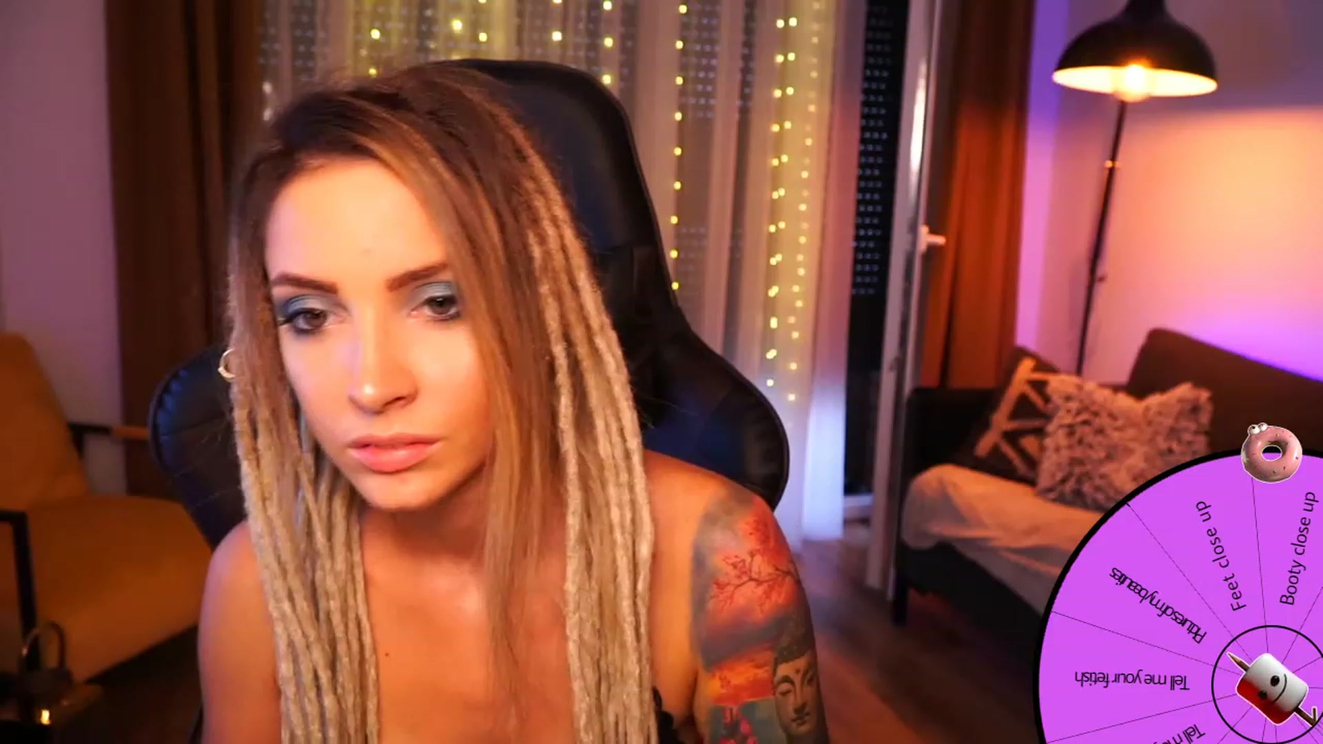 Gallery image thumbnail from Kend_dall's myfreecams stream on, 08/22/2023, 17:40 image 20 of 20