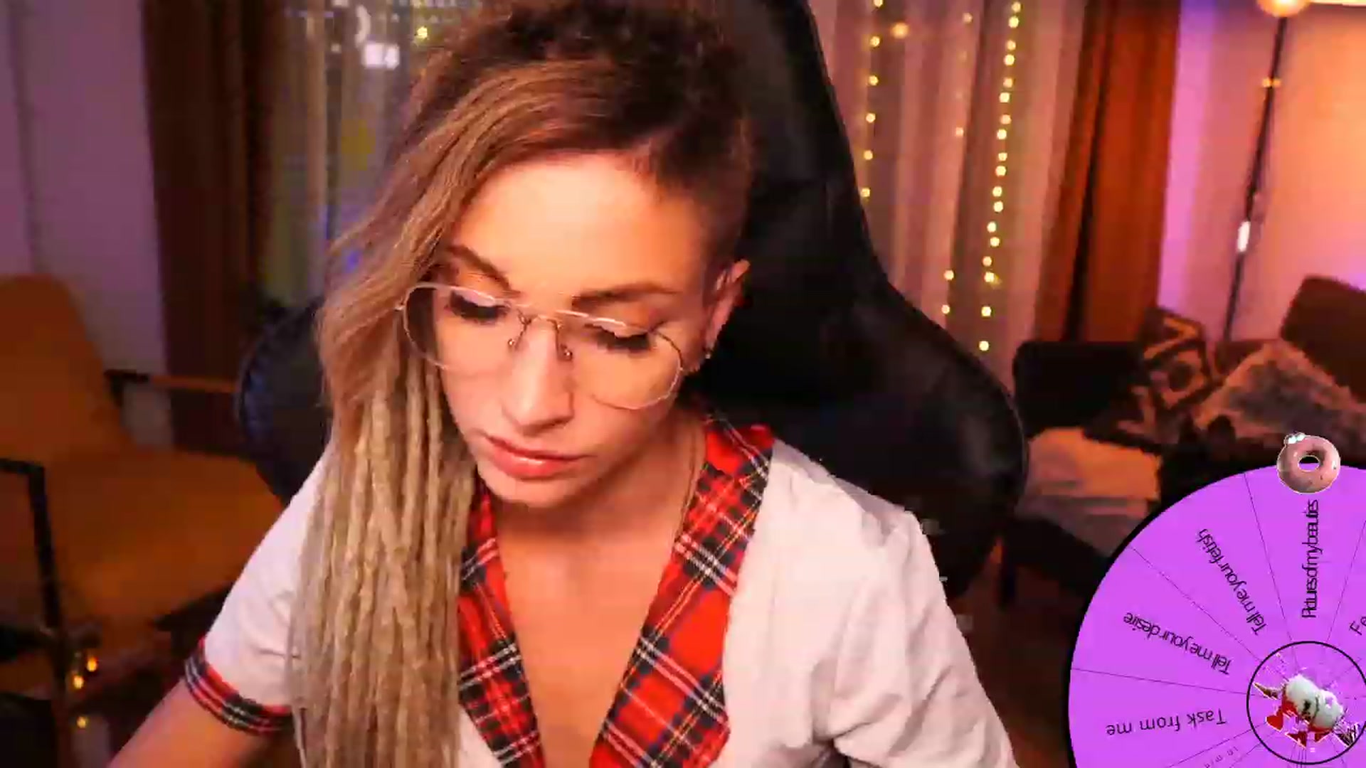 Gallery image thumbnail from Kend_dall's myfreecams stream on, 08/30/2023, 18:10 image 11 of 20