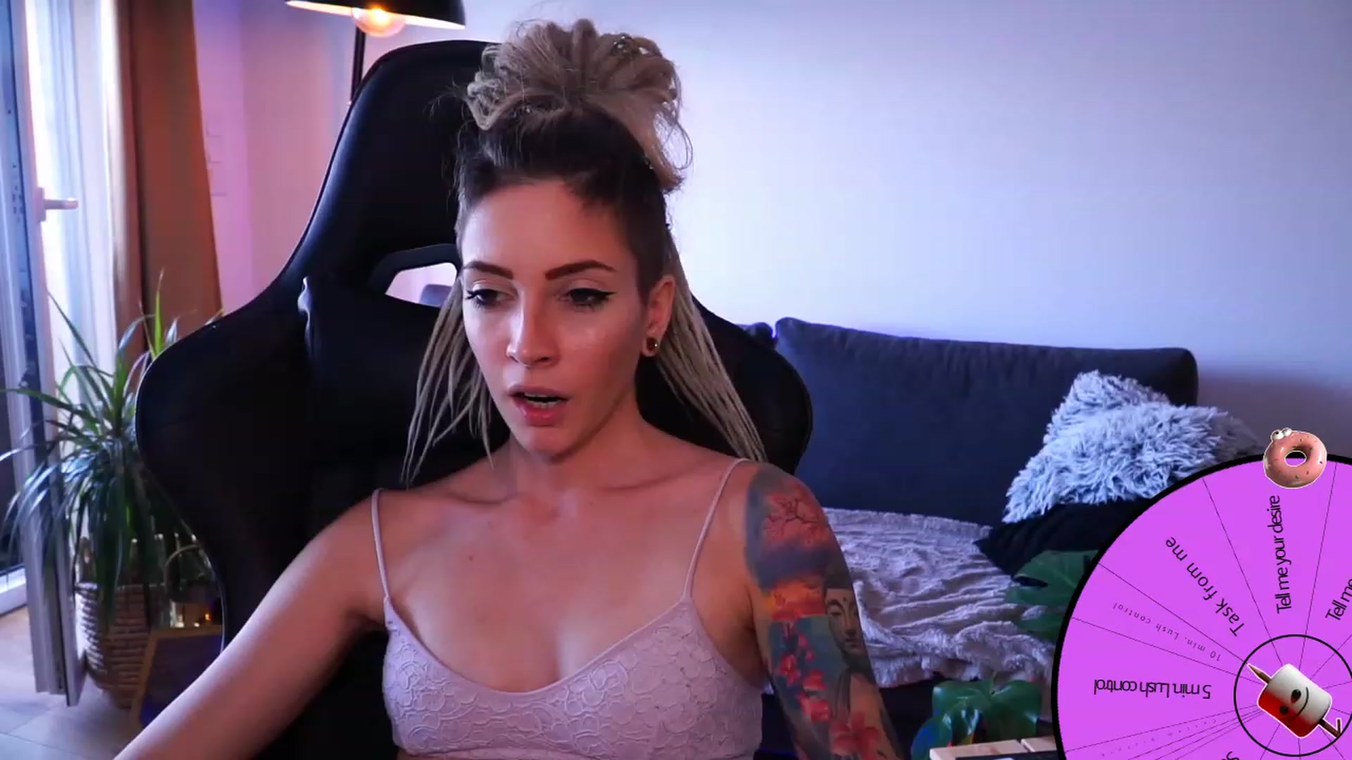 Gallery image thumbnail from Kend_dall's myfreecams stream on, 09/12/2023, 11:01 image 14 of 20