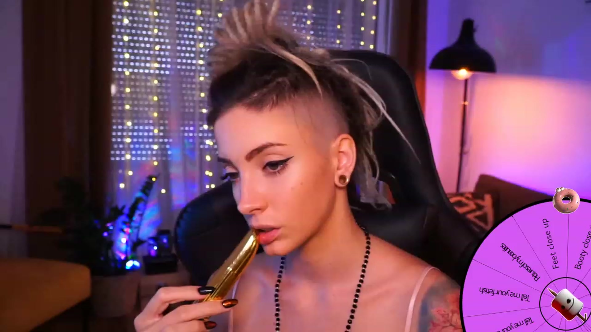 Gallery image thumbnail from Kend_dall's myfreecams stream on, 09/14/2023, 11:48 image 7 of 20