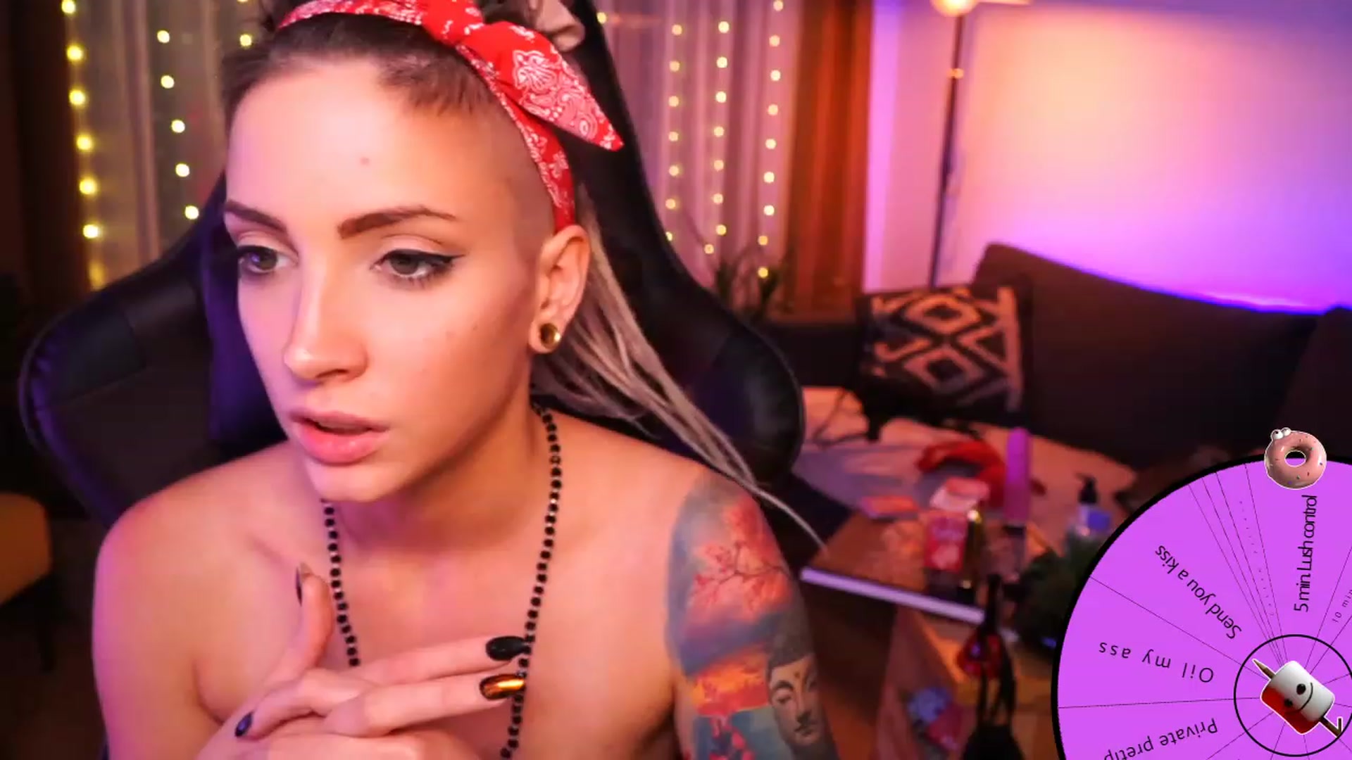 Gallery image thumbnail from Kend_dall's myfreecams stream on, 09/15/2023, 19:33 image 6 of 20