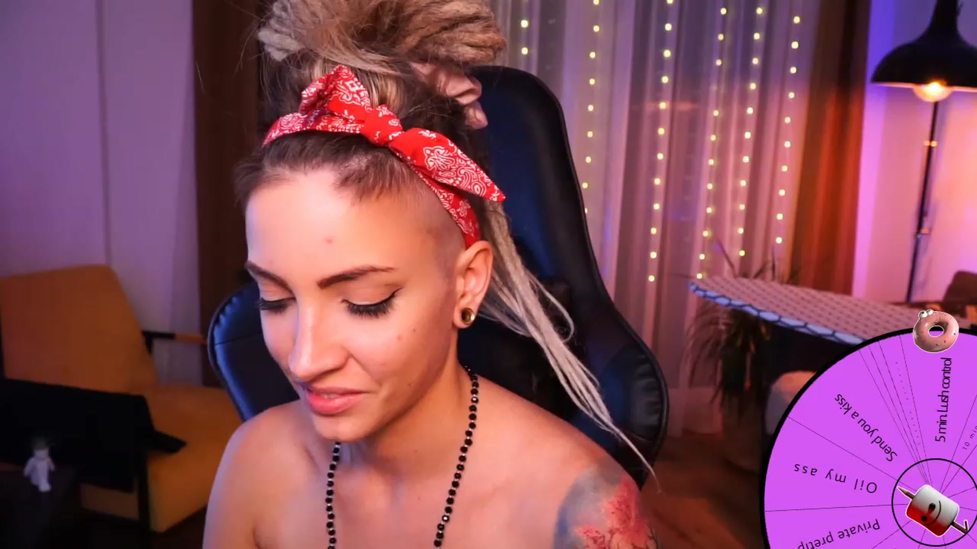 Gallery image thumbnail from Kend_dall's myfreecams stream on, 09/15/2023, 19:33 image 3 of 20