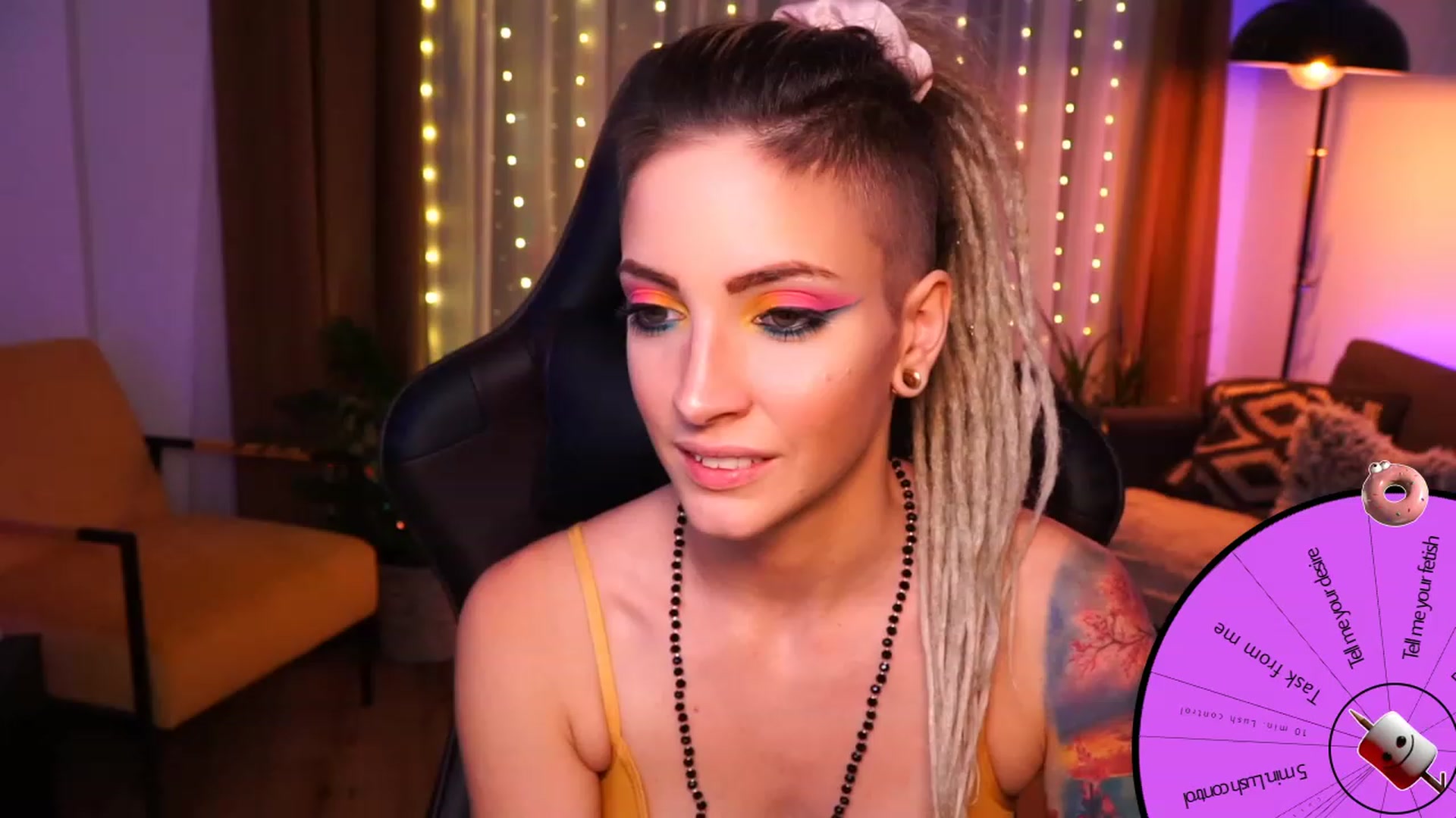 Gallery image thumbnail from Kend_dall's myfreecams stream on, 09/18/2023, 18:11 image 3 of 20
