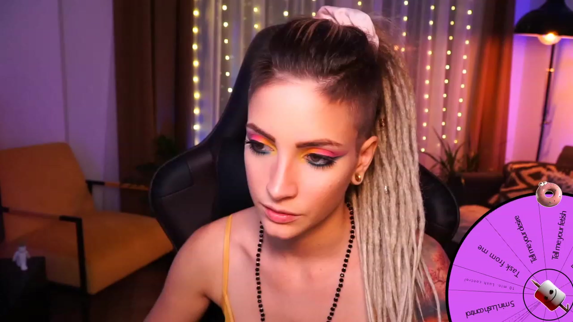 Gallery image thumbnail from Kend_dall's myfreecams stream on, 09/18/2023, 18:41 image 5 of 20