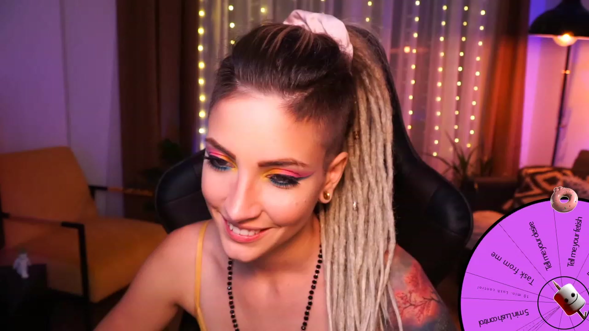 Gallery image thumbnail from Kend_dall's myfreecams stream on, 09/18/2023, 18:41 image 1 of 20