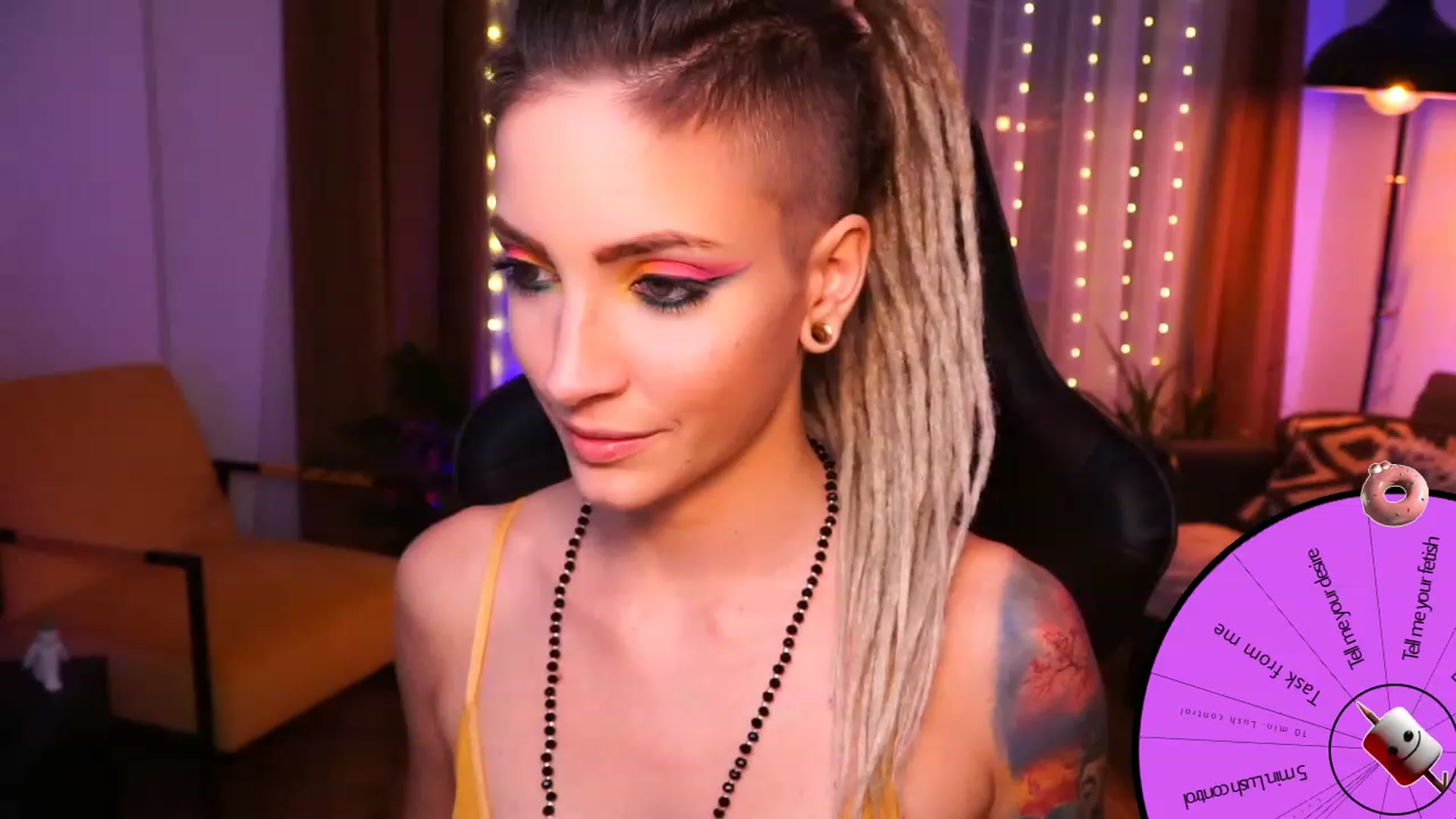 Gallery image thumbnail from Kend_dall's myfreecams stream on, 09/18/2023, 18:41 image 14 of 20