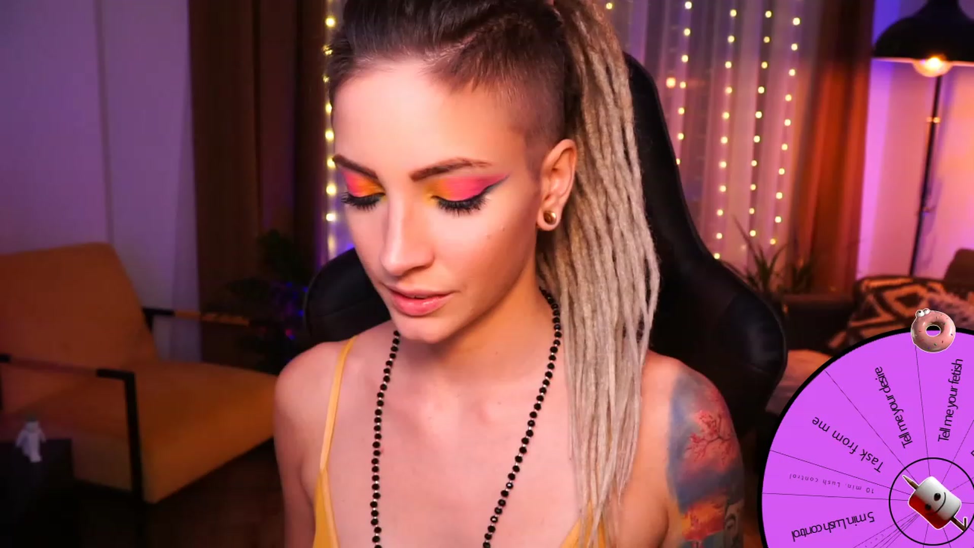 Gallery image thumbnail from Kend_dall's myfreecams stream on, 09/18/2023, 18:41 image 15 of 20