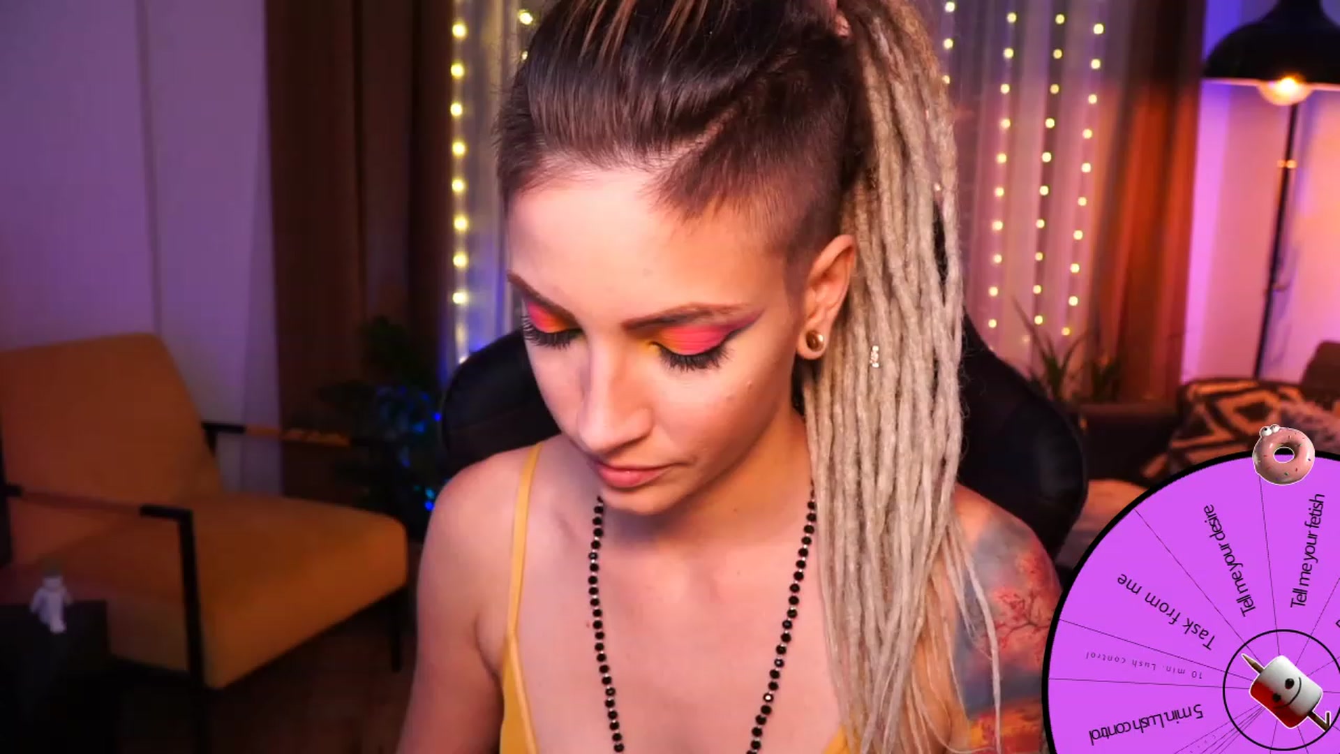 Gallery image thumbnail from Kend_dall's myfreecams stream on, 09/18/2023, 18:41 image 9 of 20