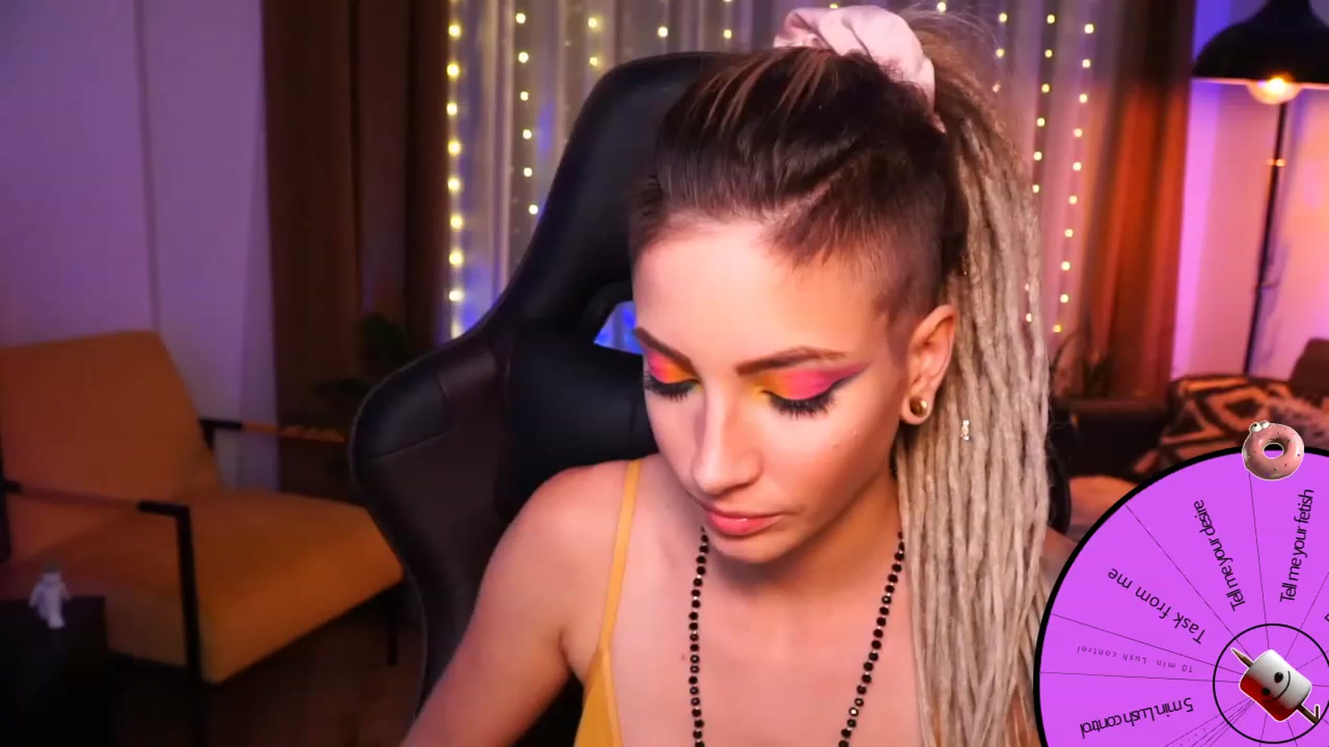 Gallery image thumbnail from Kend_dall's myfreecams stream on, 09/18/2023, 18:41 image 6 of 20