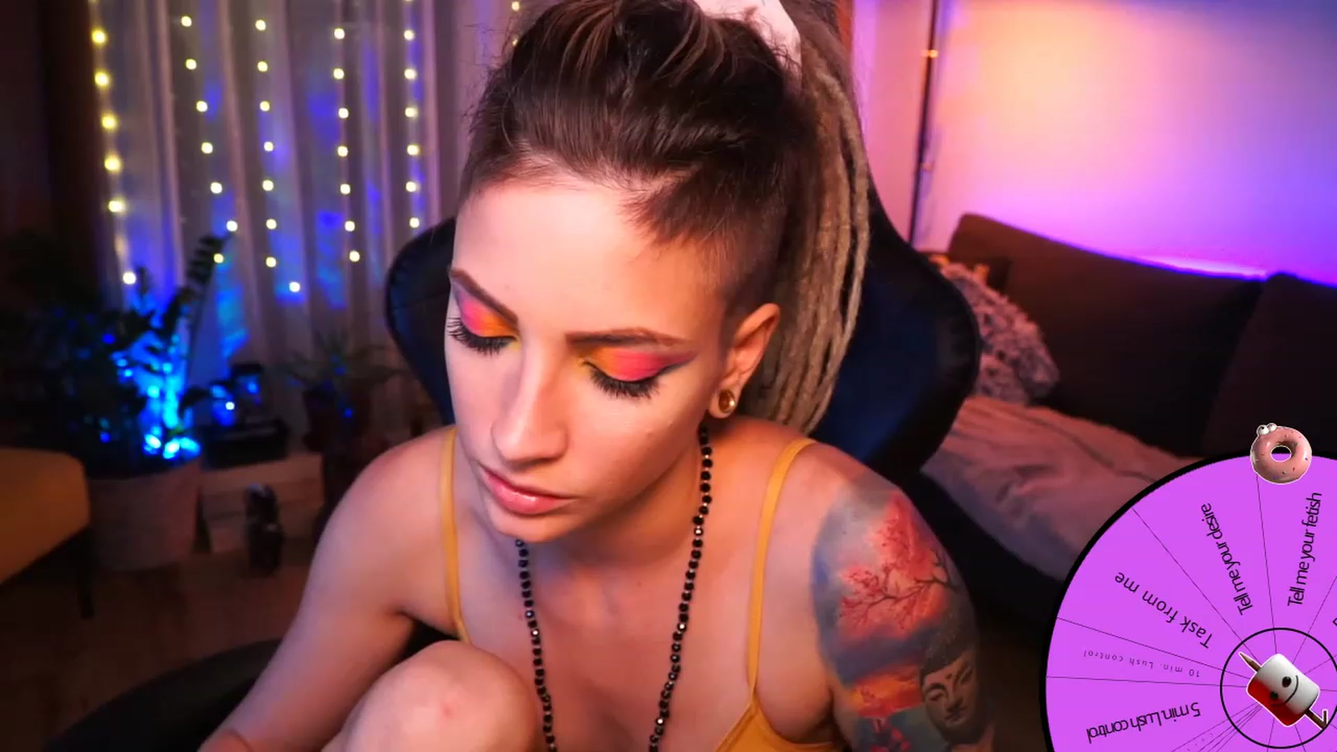 Gallery image thumbnail from Kend_dall's myfreecams stream on, 09/18/2023, 21:04 image 4 of 20