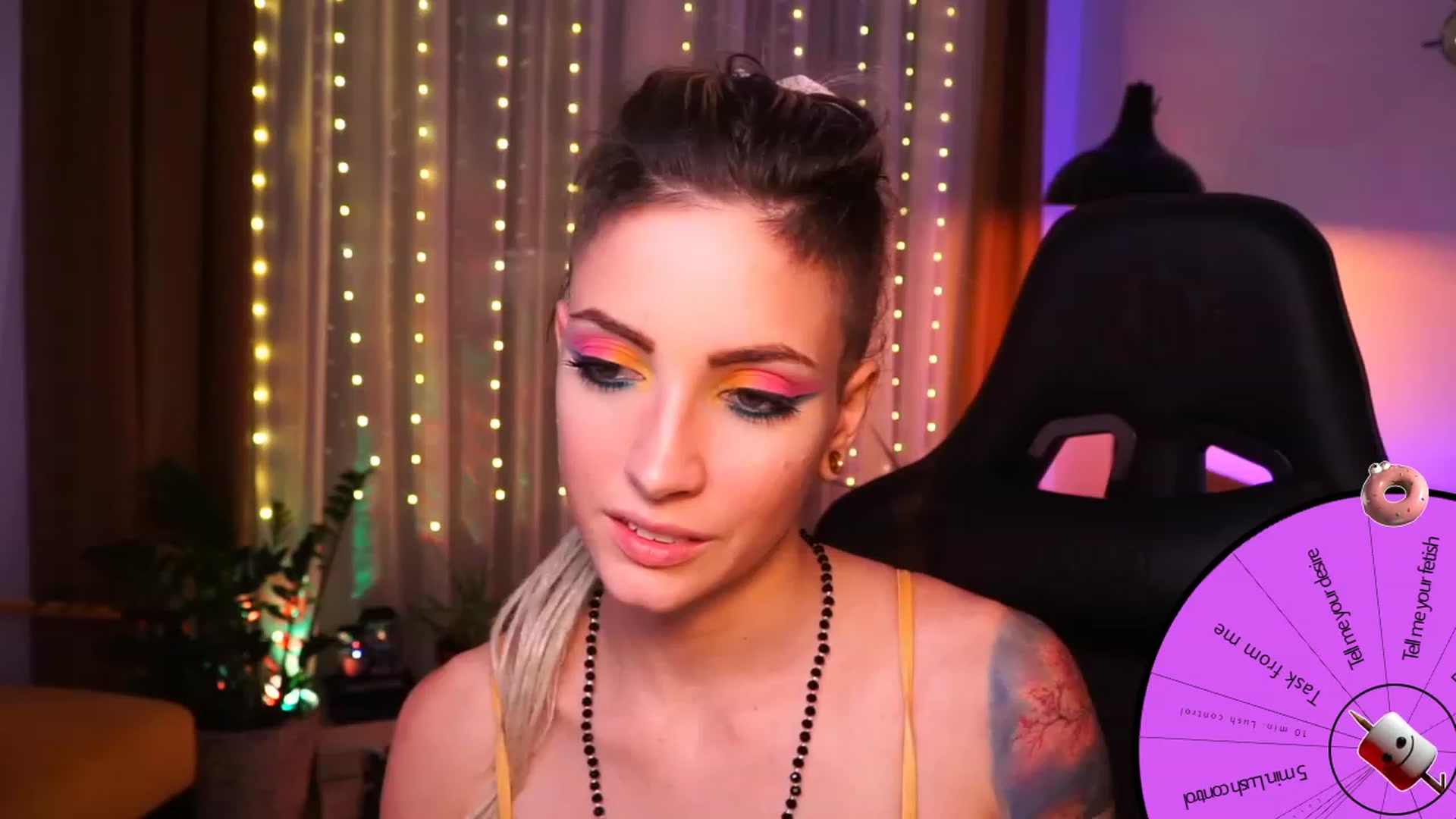 Gallery image thumbnail from Kend_dall's myfreecams stream on, 09/18/2023, 21:04 image 9 of 20