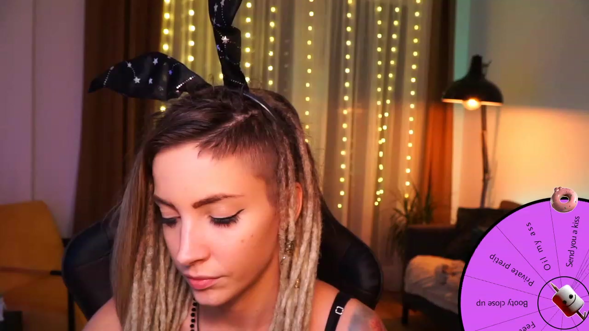 Gallery image thumbnail from Kend_dall's myfreecams stream on, 09/25/2023, 20:10 image 13 of 20