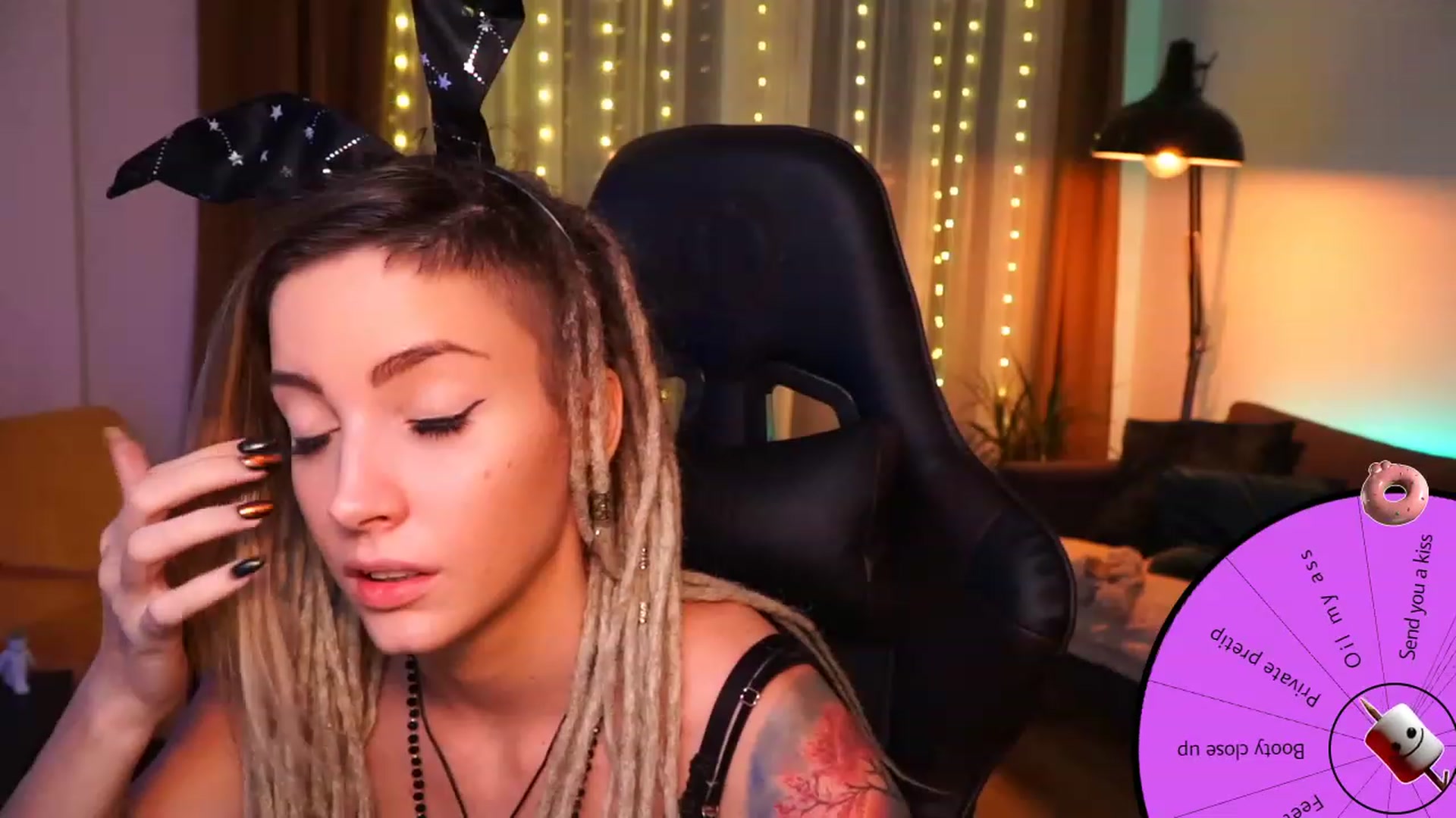 Gallery image thumbnail from Kend_dall's myfreecams stream on, 09/25/2023, 20:10 image 11 of 20