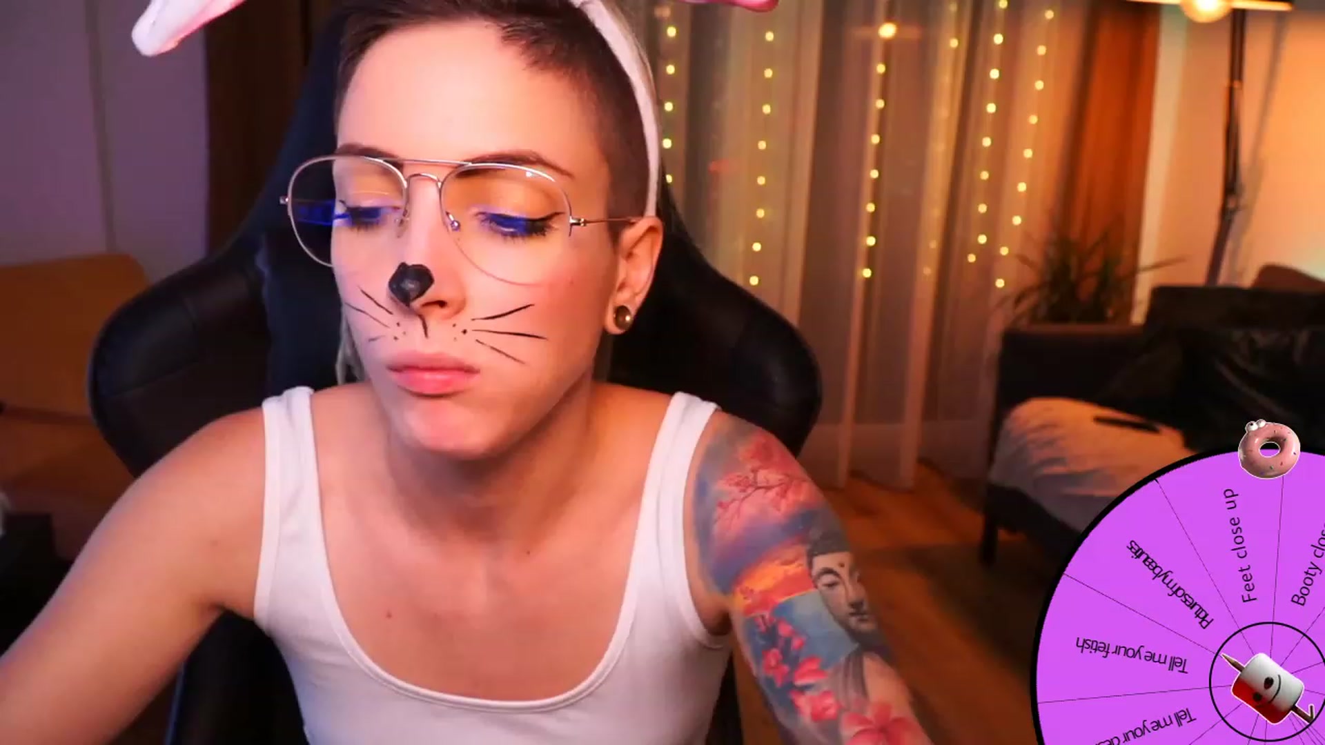 Gallery image thumbnail from Kend_dall's myfreecams stream on, 09/26/2023, 21:42 image 8 of 20