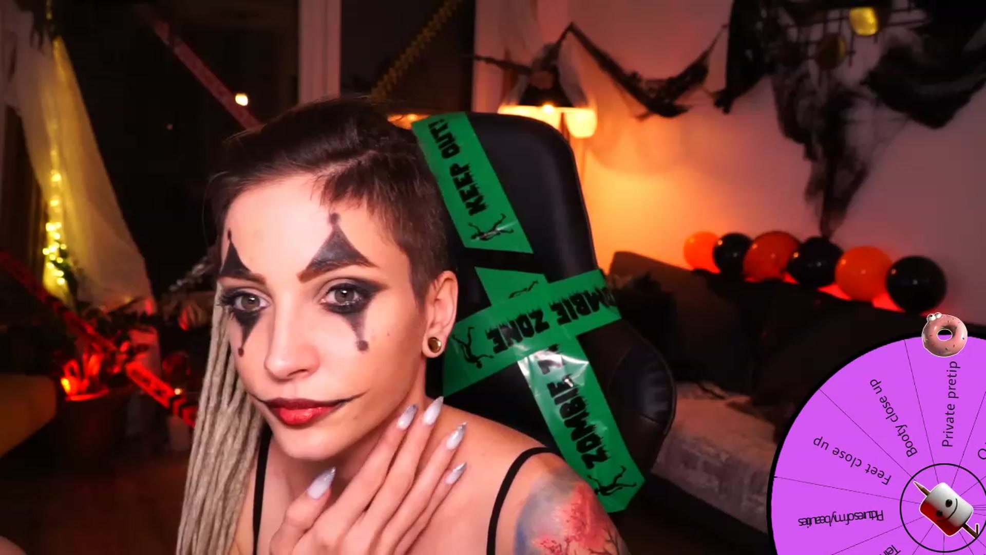 Gallery image thumbnail from Kend_dall's myfreecams stream on, 10/16/2023, 18:57 image 15 of 20