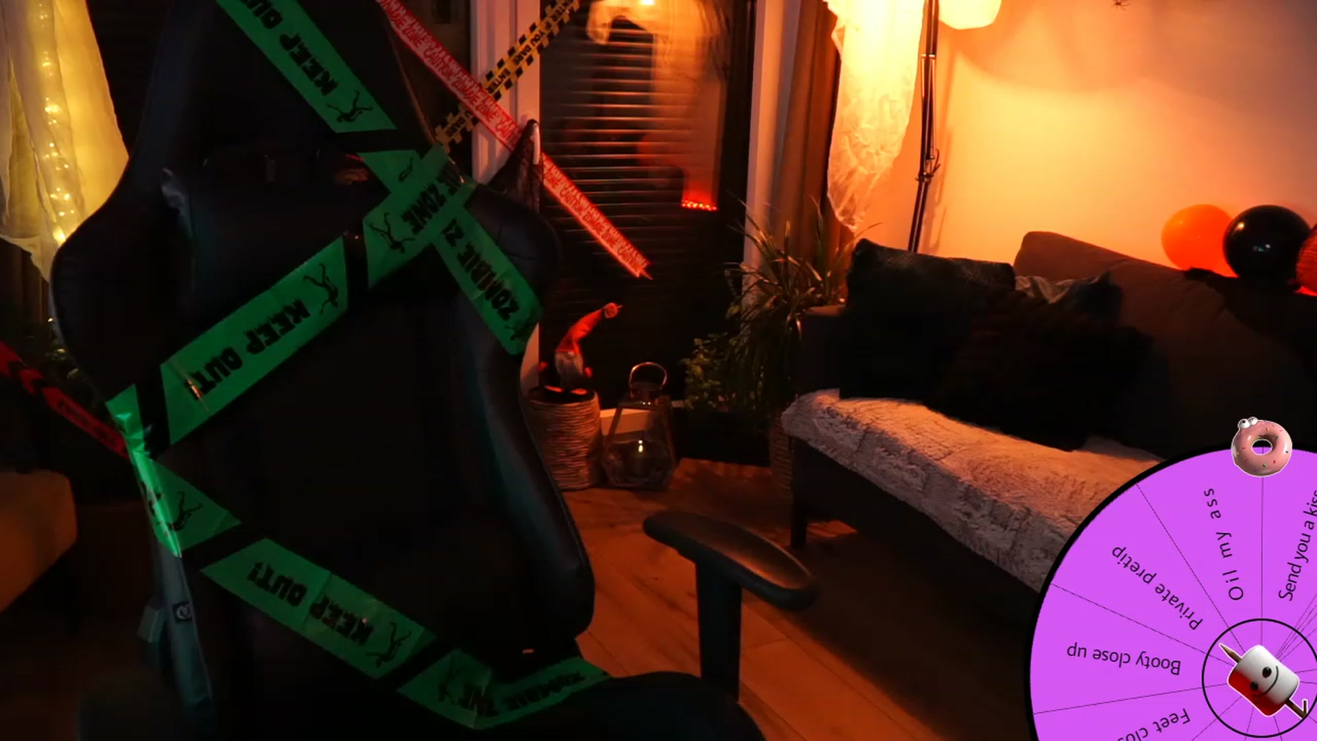 Gallery image thumbnail from Kend_dall's myfreecams stream on, 10/17/2023, 08:36 image 16 of 20