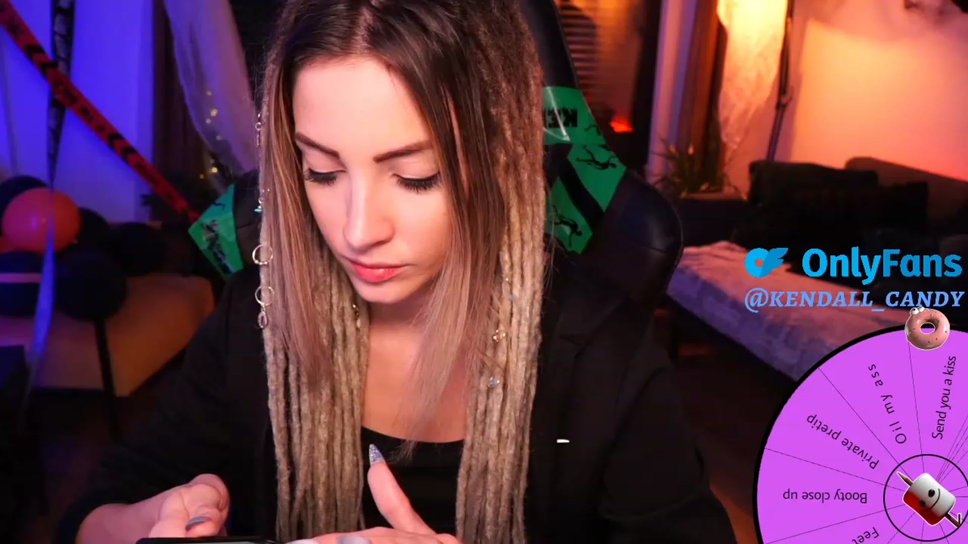 Gallery image thumbnail from Kend_dall's myfreecams stream on, 10/27/2023, 14:09 image 1 of 20