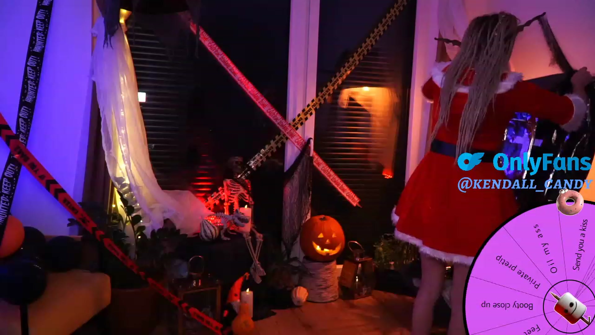 Gallery image thumbnail from Kend_dall's myfreecams stream on, 10/27/2023, 14:09 image 8 of 20