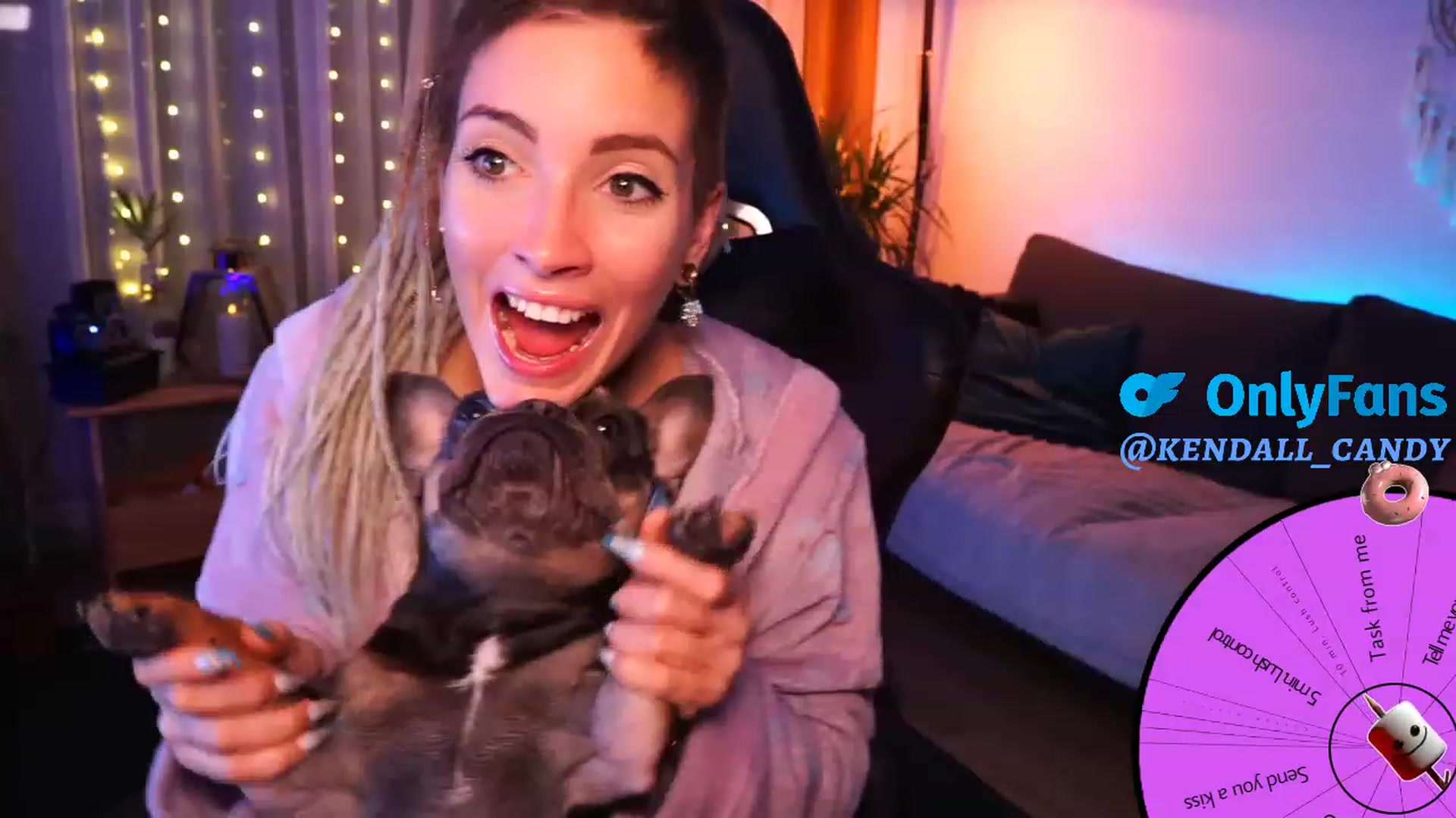 Gallery image thumbnail from Kend_dall's myfreecams stream on, 11/16/2023, 12:47 image 11 of 20