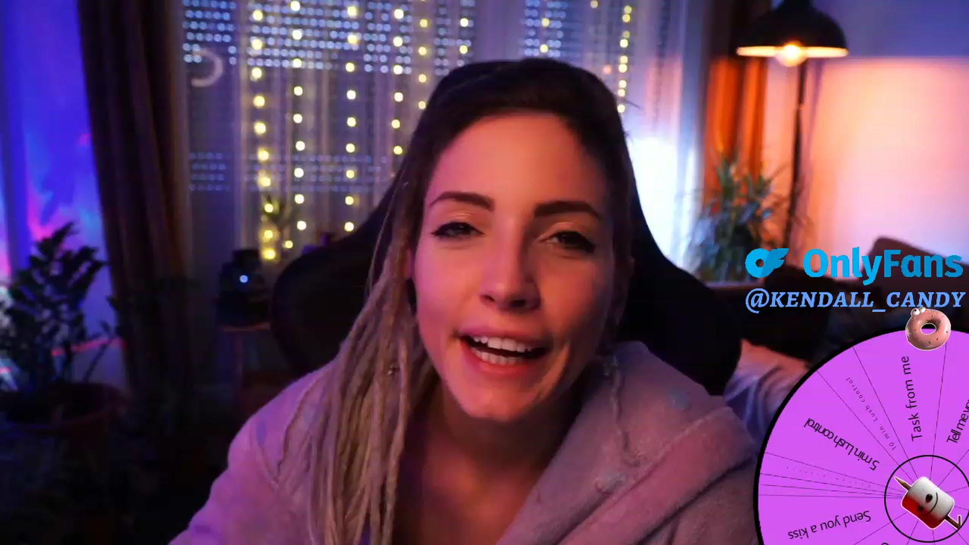 Gallery image thumbnail from Kend_dall's myfreecams stream on, 11/16/2023, 17:13 image 2 of 20