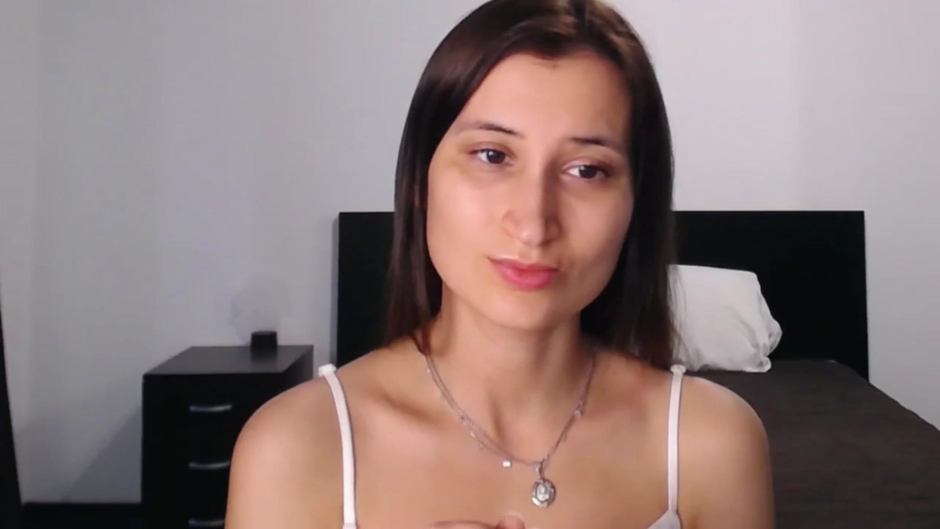 Gallery image thumbnail from Kendal_sweet's myfreecams stream on, 07/04/2023, 16:42 image 12 of 20