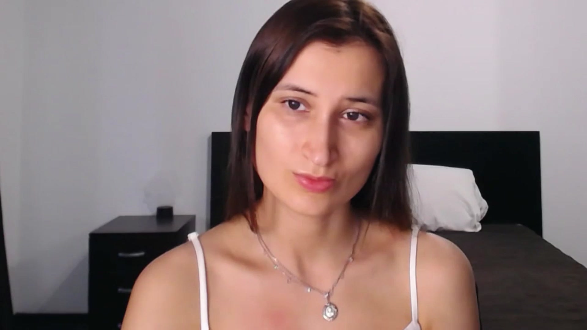 Gallery image thumbnail from Kendal_sweet's myfreecams stream on, 07/04/2023, 16:42 image 15 of 20