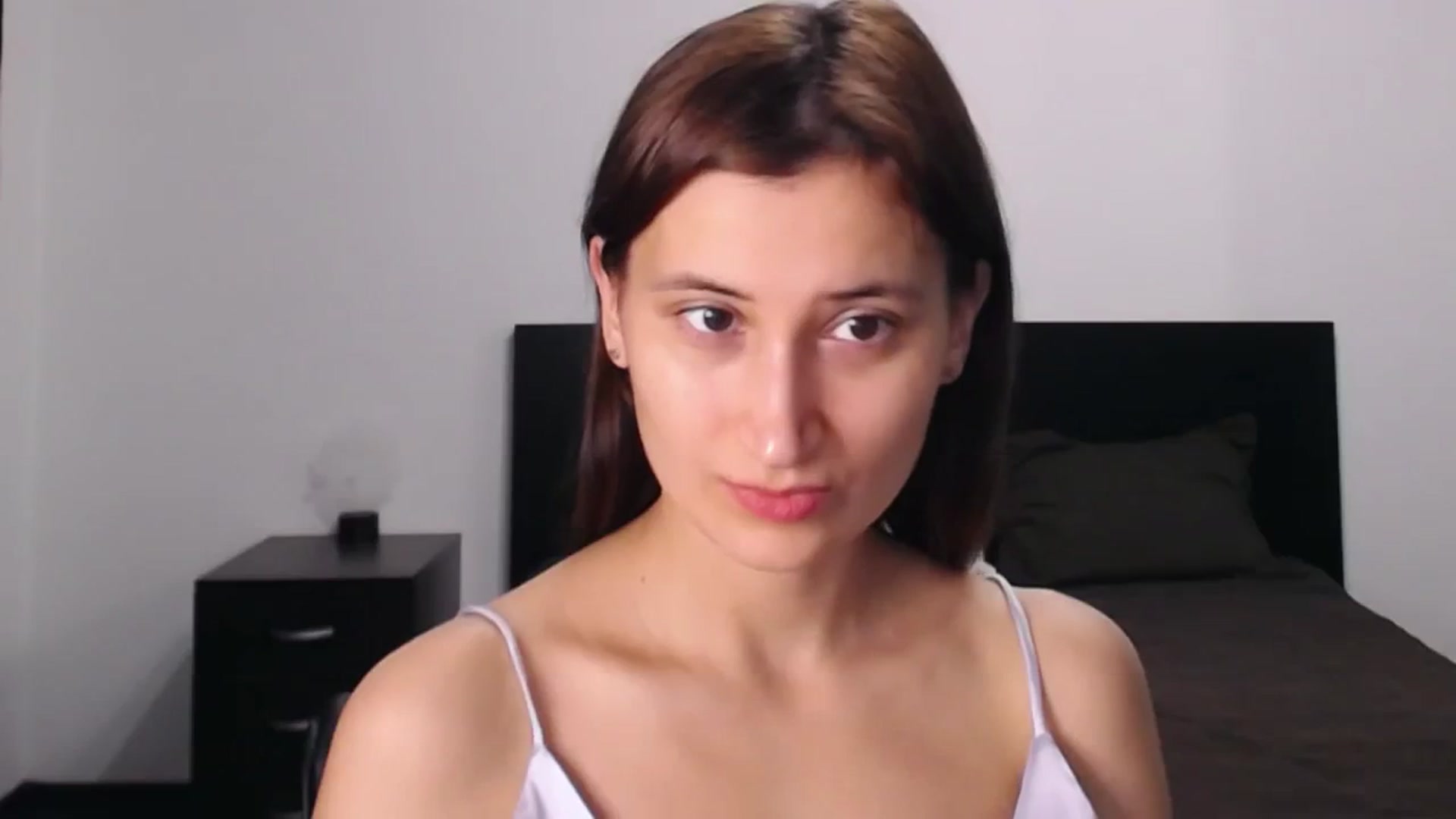 Gallery image thumbnail from Kendal_sweet's myfreecams stream on, 08/13/2023, 24:01 image 20 of 20