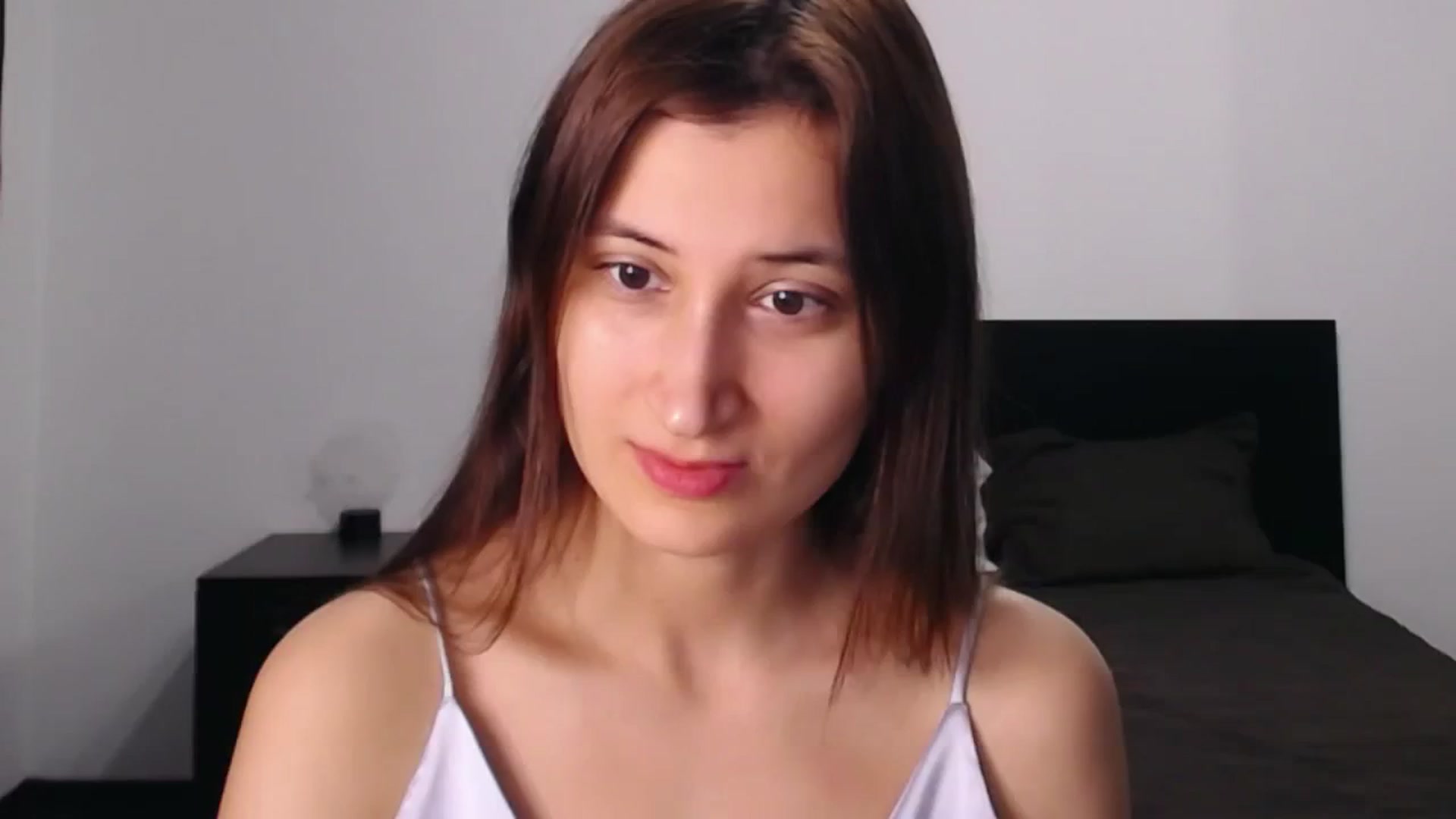 Gallery image thumbnail from Kendal_sweet's myfreecams stream on, 08/13/2023, 24:01 image 1 of 20