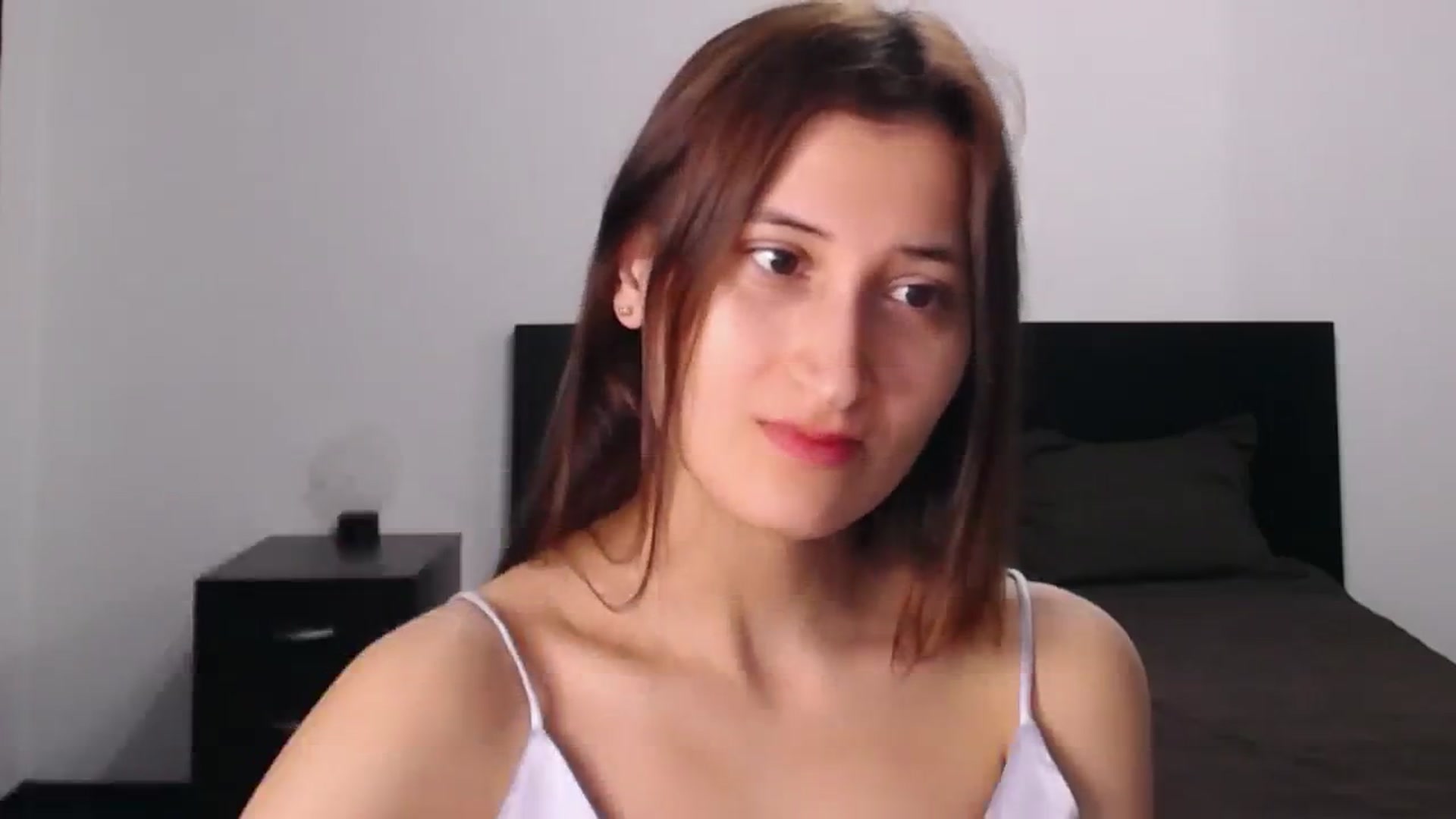 Gallery image thumbnail from Kendal_sweet's myfreecams stream on, 08/13/2023, 24:01 image 12 of 20