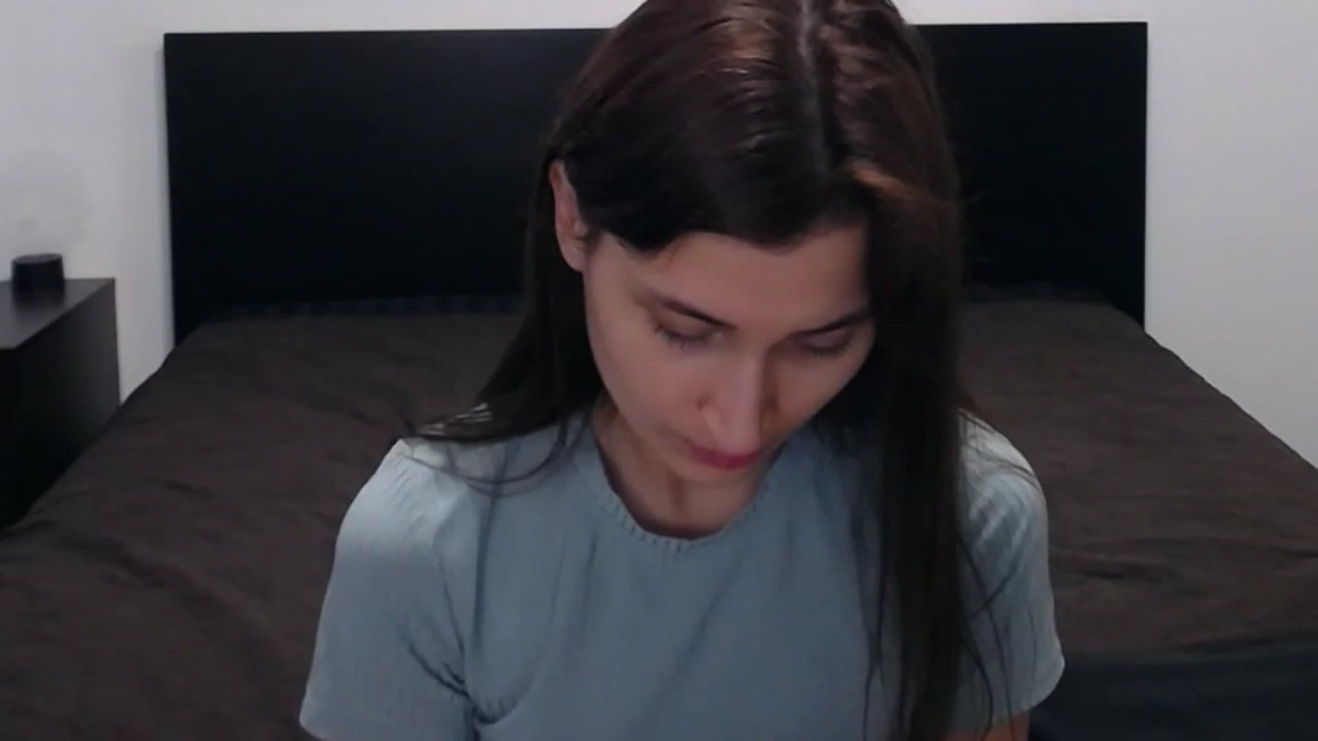 Gallery image thumbnail from Kendal_sweet's myfreecams stream on, 09/10/2023, 08:05 image 7 of 20