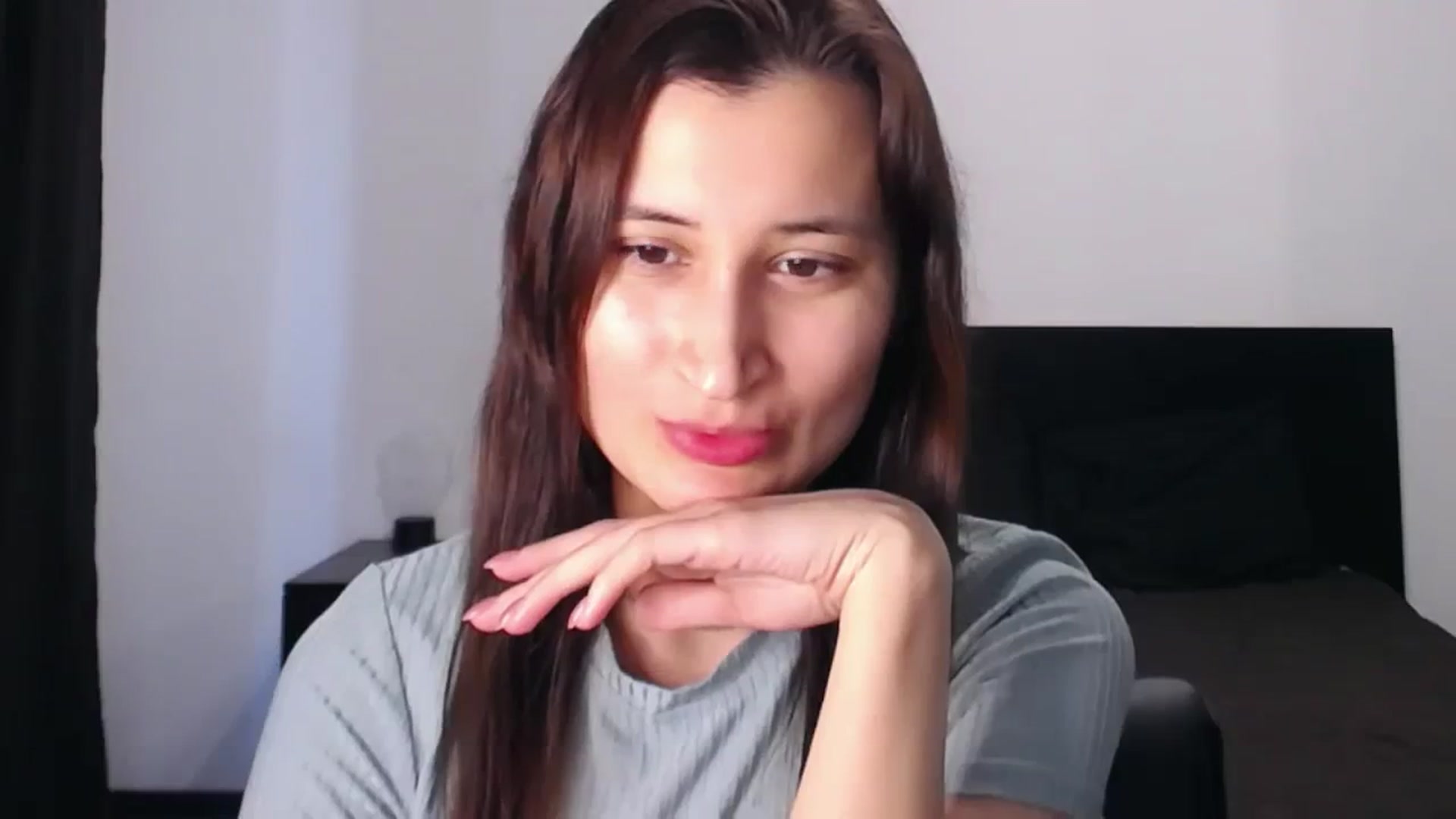 Gallery image thumbnail from Kendal_sweet's myfreecams stream on, 11/22/2023, 11:04 image 10 of 20