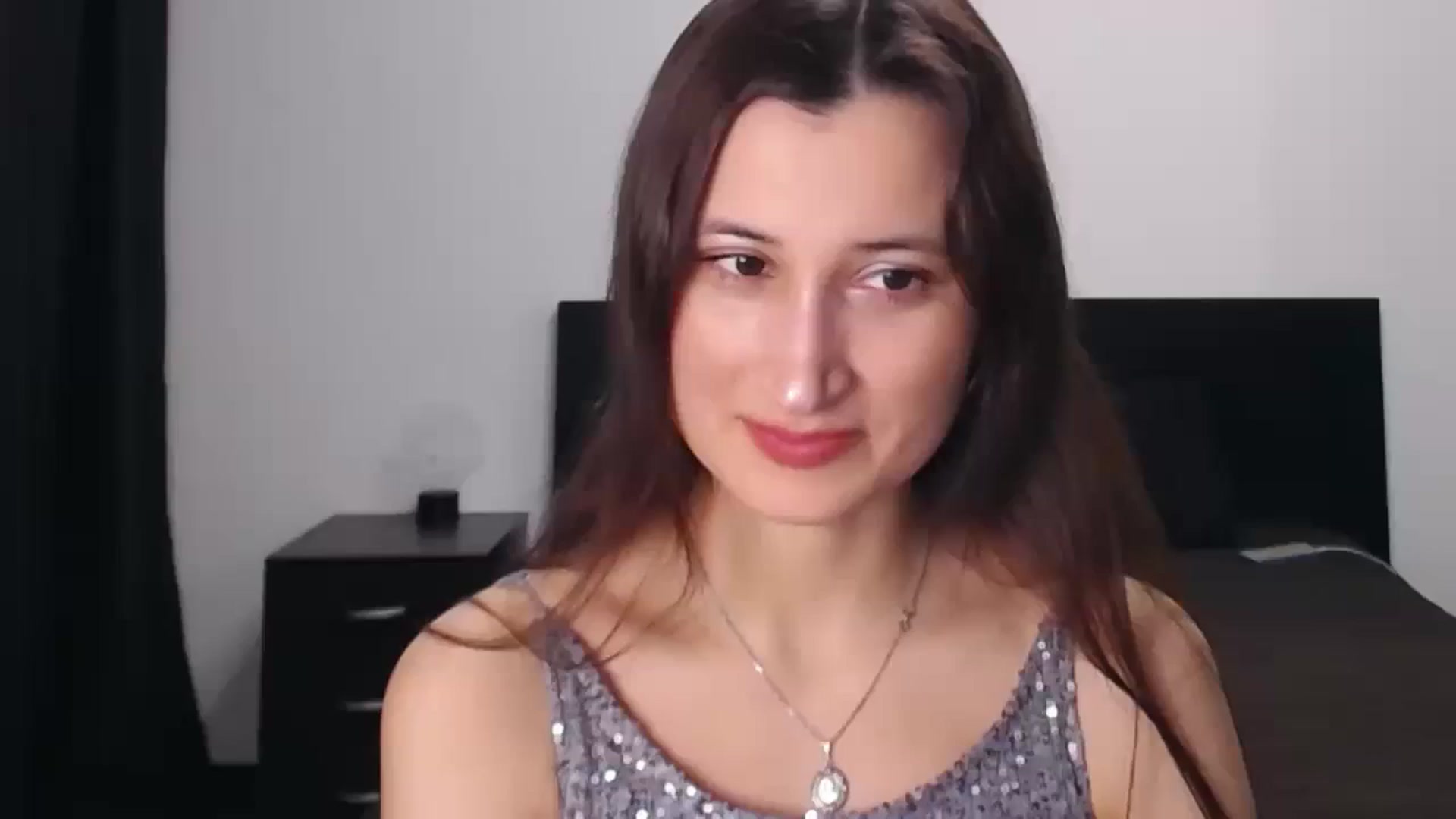 Gallery image thumbnail from Kendal_sweet's myfreecams stream on, 12/31/2023, 22:20 image 11 of 20