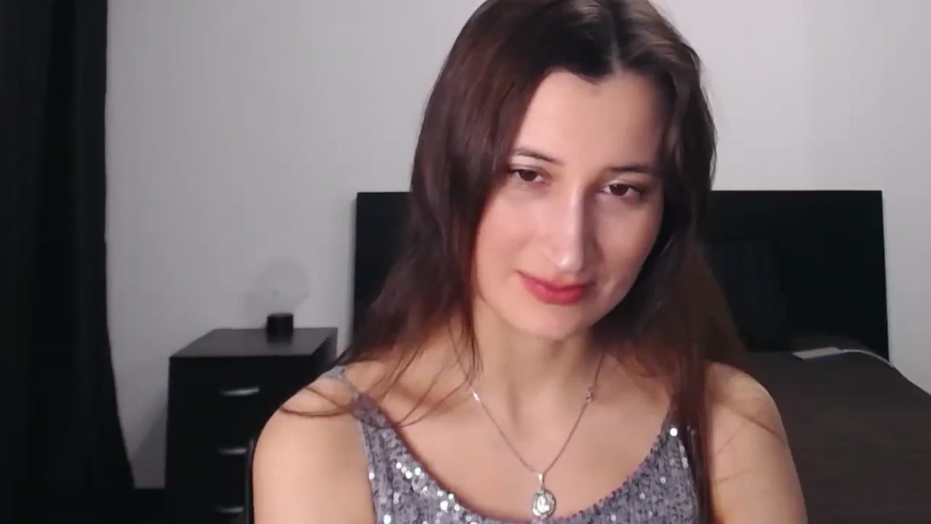Gallery image thumbnail from Kendal_sweet's myfreecams stream on, 12/31/2023, 22:20 image 12 of 20