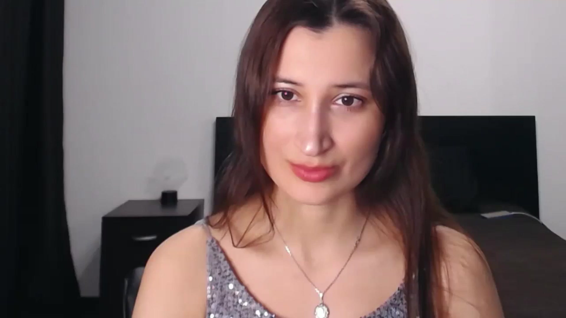 Gallery image thumbnail from Kendal_sweet's myfreecams stream on, 12/31/2023, 22:20 image 4 of 20