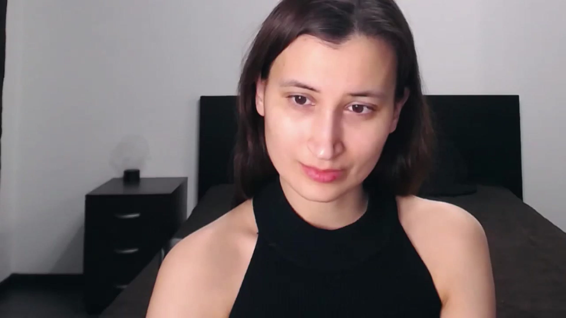 Gallery image thumbnail from Kendal_sweet's myfreecams stream on, 02/12/2024, 24:05 image 17 of 20
