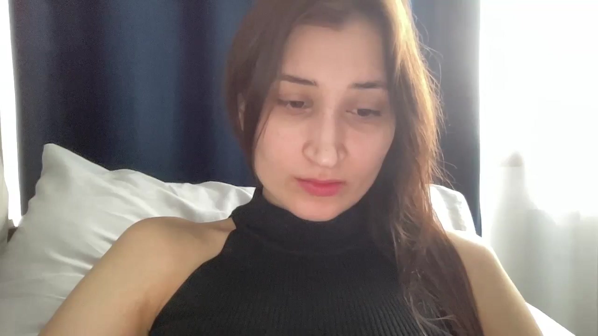 Gallery image thumbnail from Kendal_sweet's myfreecams stream on, 03/12/2024, 12:06 image 12 of 20