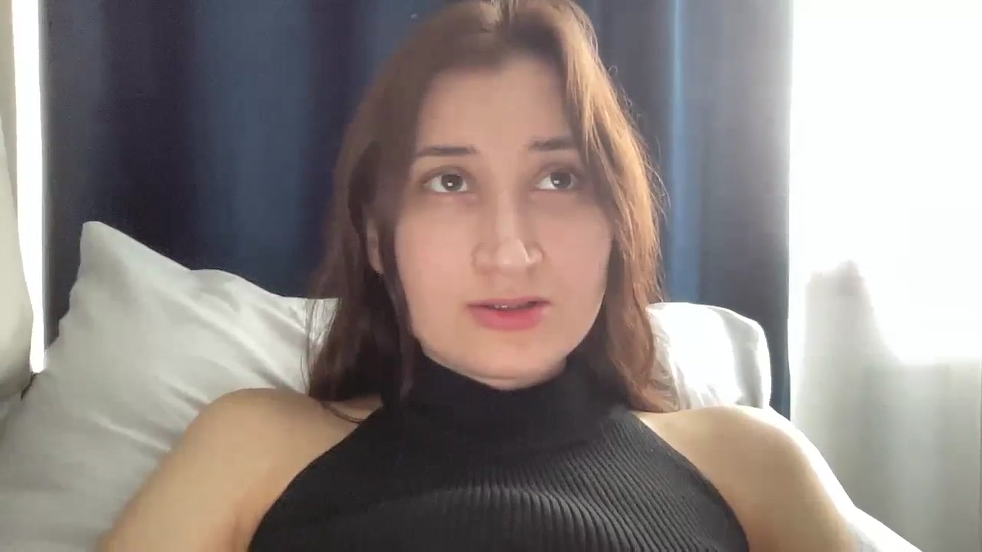 Gallery image thumbnail from Kendal_sweet's myfreecams stream on, 03/12/2024, 12:06 image 16 of 20