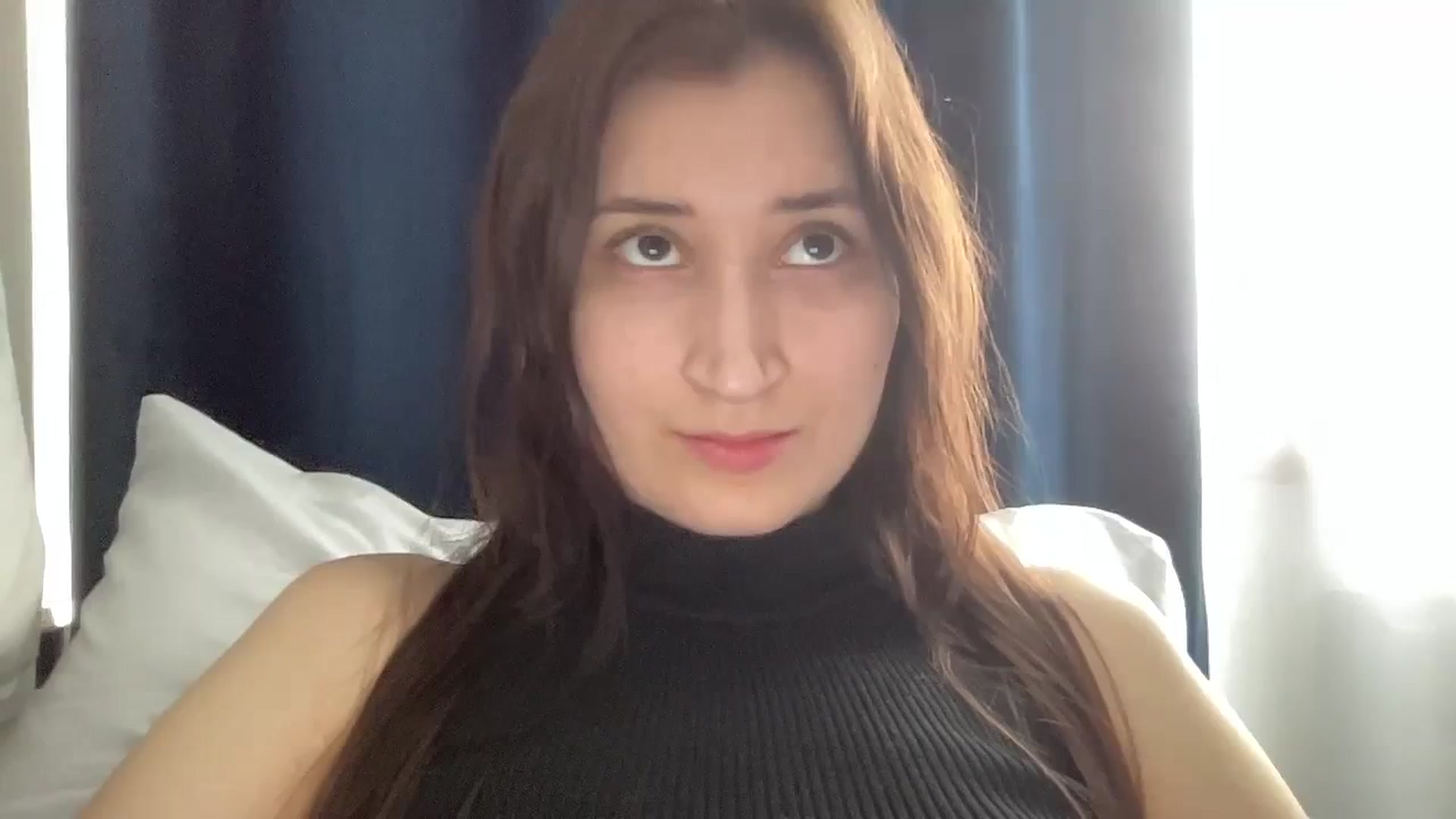 Gallery image thumbnail from Kendal_sweet's myfreecams stream on, 03/12/2024, 12:06 image 8 of 20