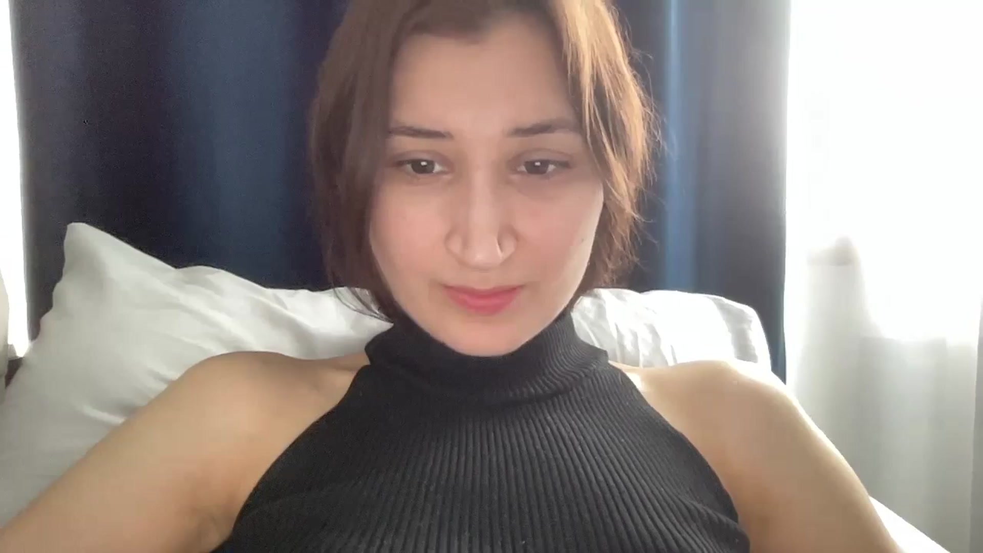 Gallery image thumbnail from Kendal_sweet's myfreecams stream on, 03/12/2024, 12:06 image 15 of 20