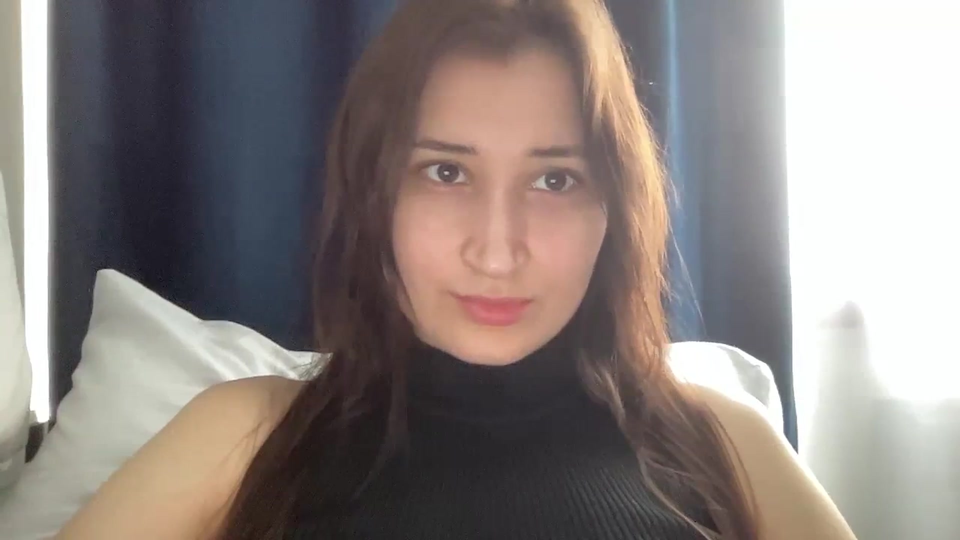 Gallery image thumbnail from Kendal_sweet's myfreecams stream on, 03/12/2024, 12:06 image 7 of 20