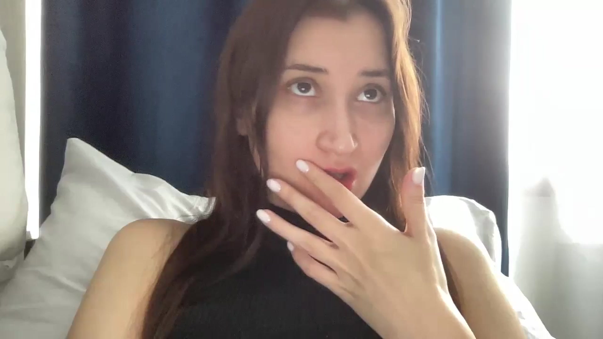 Gallery image thumbnail from Kendal_sweet's myfreecams stream on, 03/12/2024, 12:06 image 10 of 20