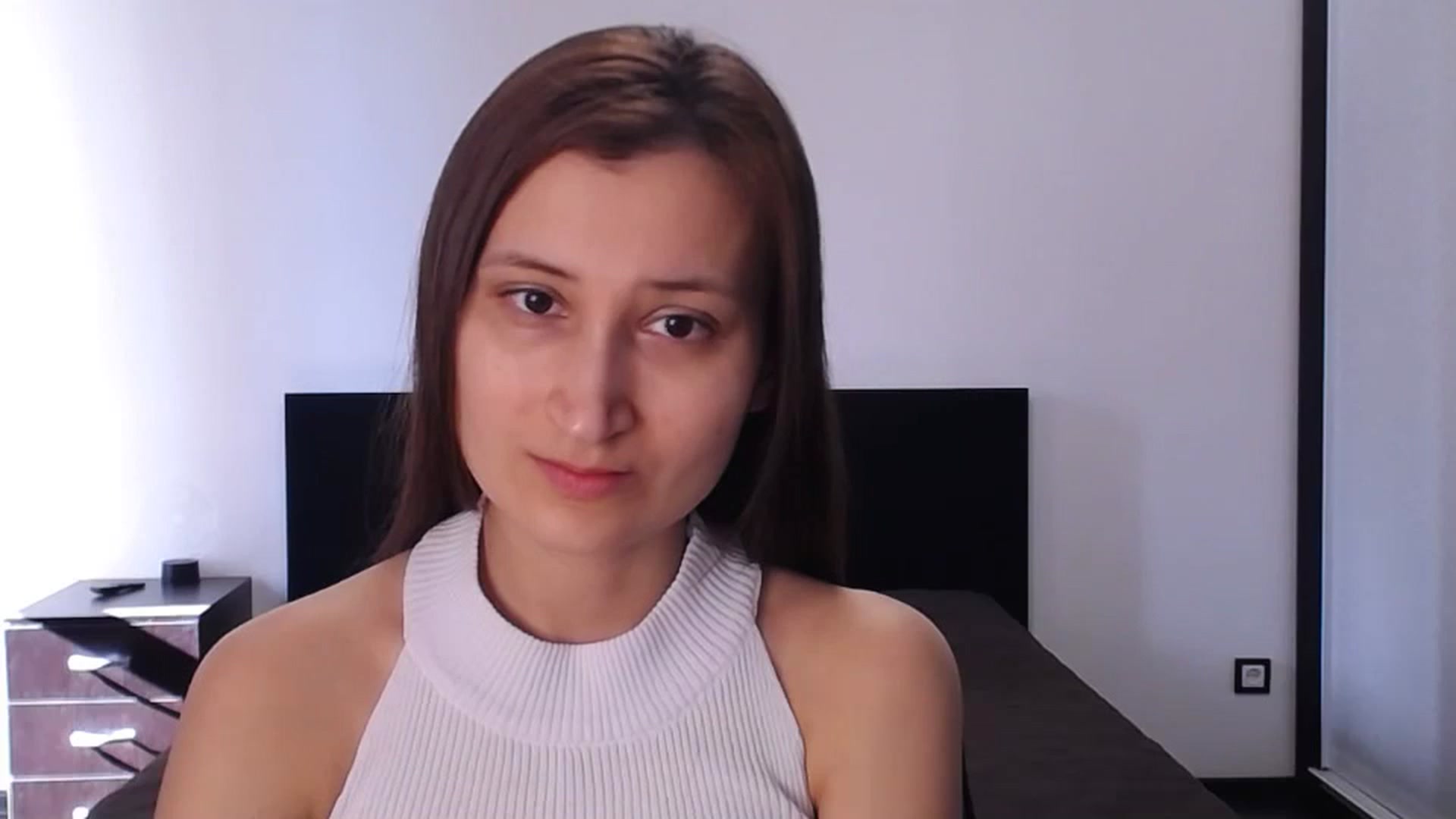 Gallery image thumbnail from Kendal_sweet's myfreecams stream on, 06/25/2024, 14:54 image 2 of 20