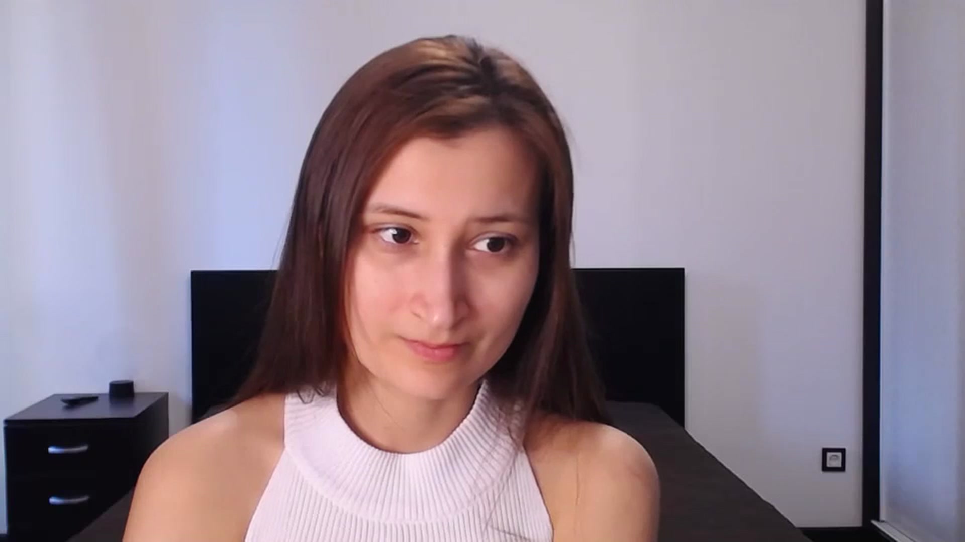 Gallery image thumbnail from Kendal_sweet's myfreecams stream on, 06/25/2024, 15:27 image 7 of 20